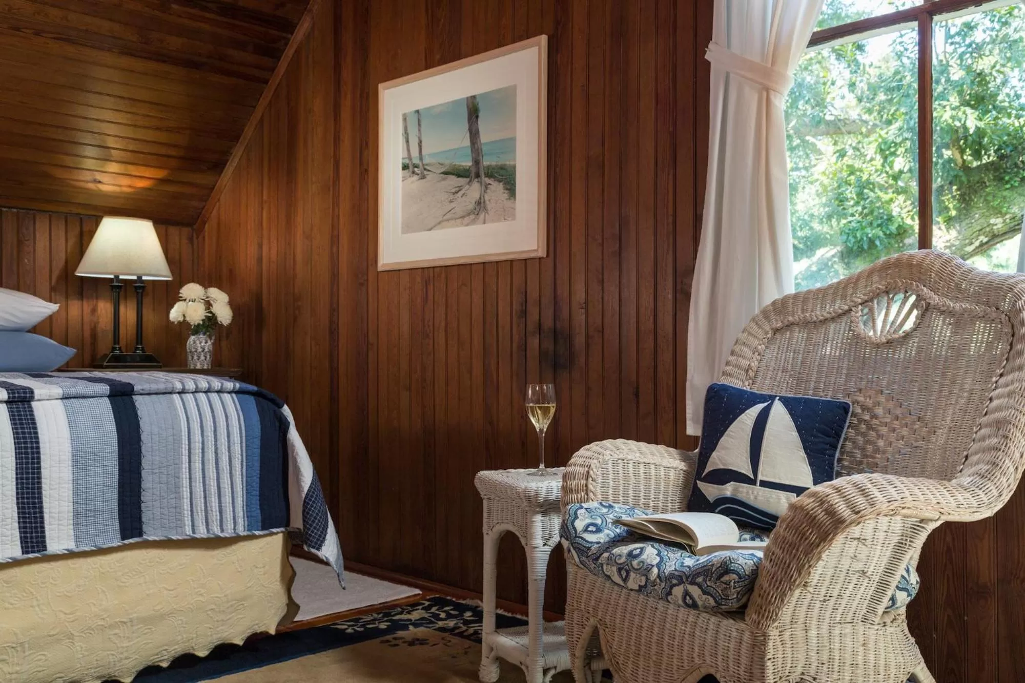 Bedroom, Seating Area in Magnolia Springs Bed and Breakfast