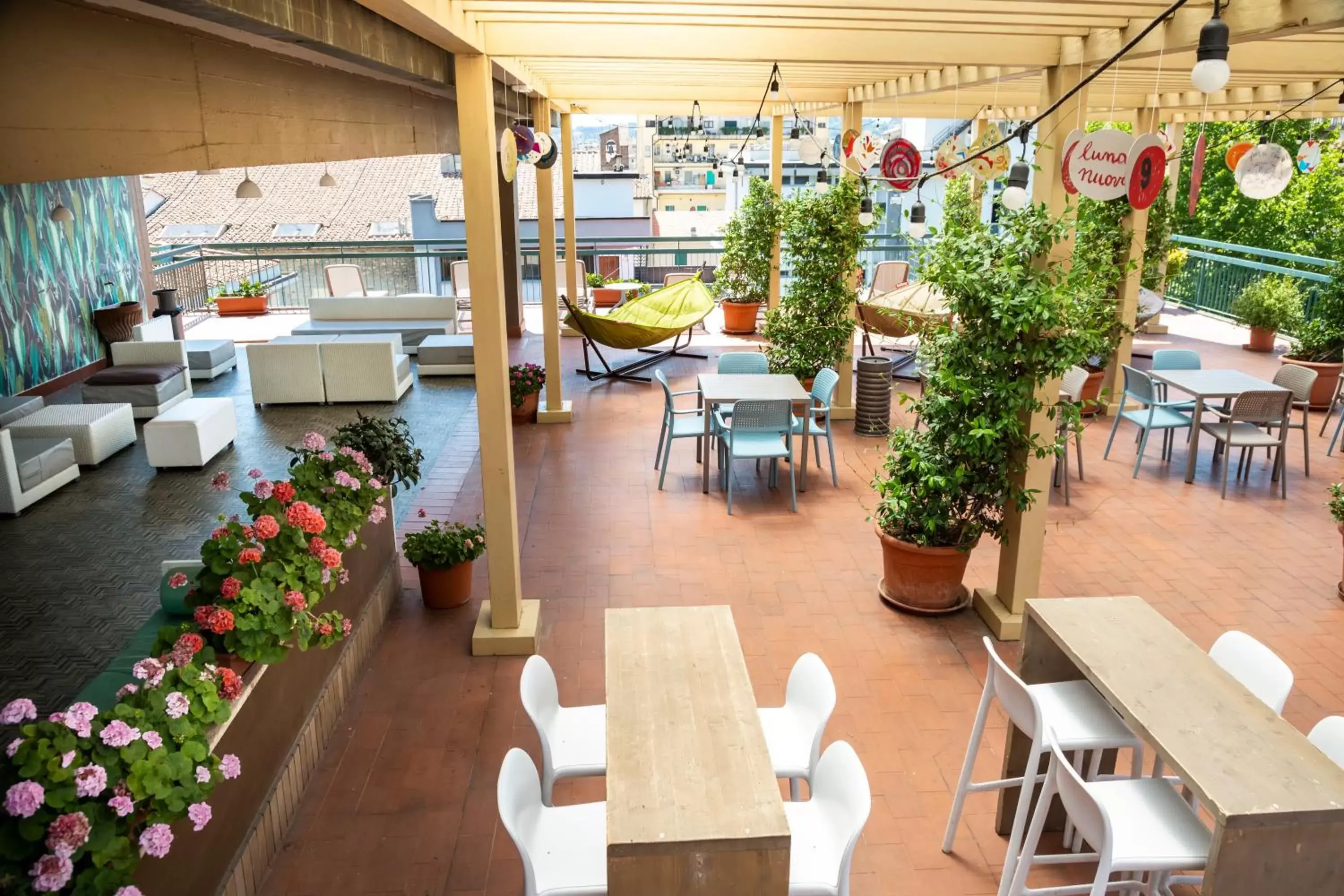 Day, Restaurant/Places to Eat in Plus Florence