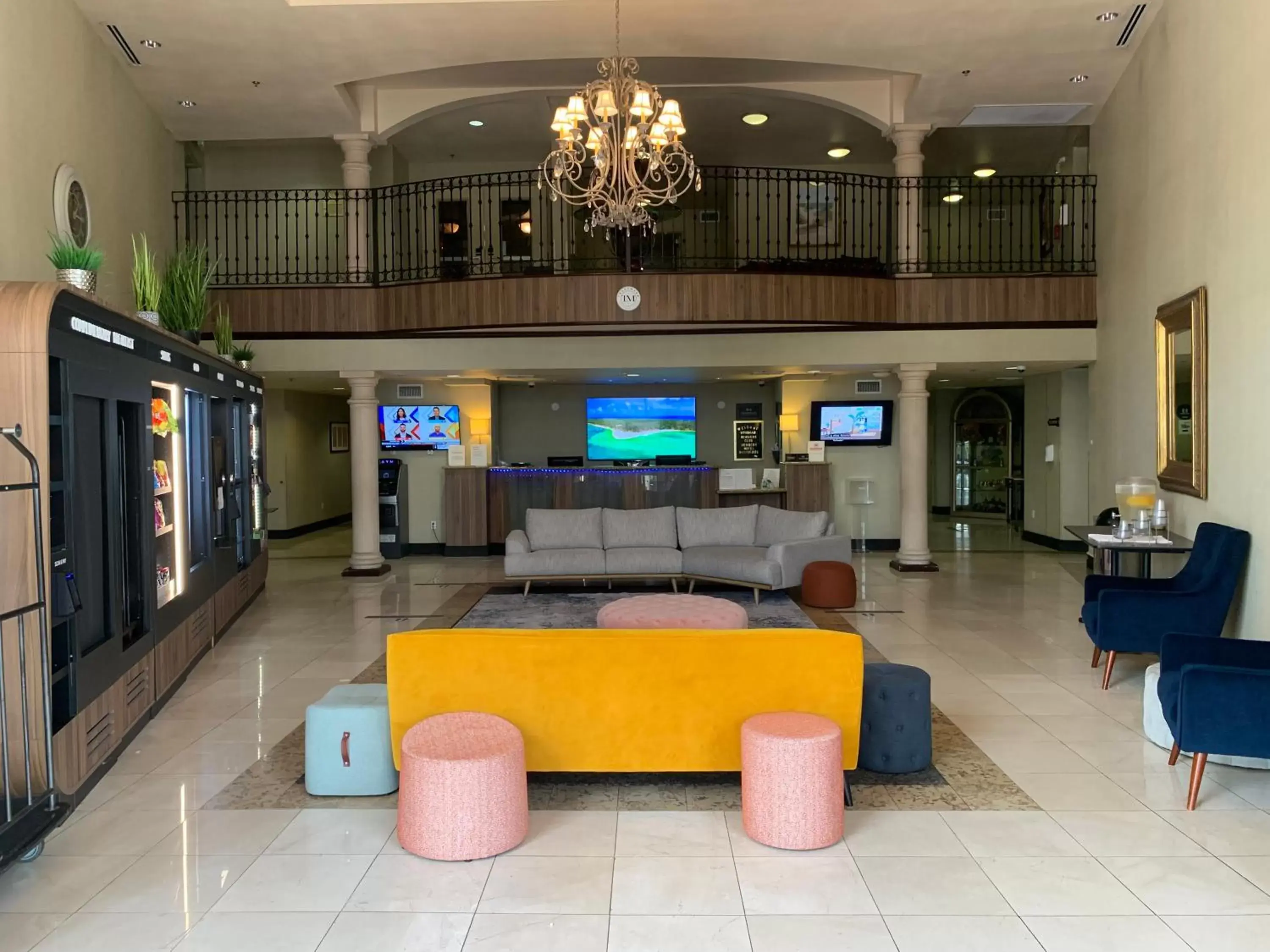 Seating area, Lobby/Reception in Hotel Marguerite Anaheim - Garden Grove, Trademark Collection