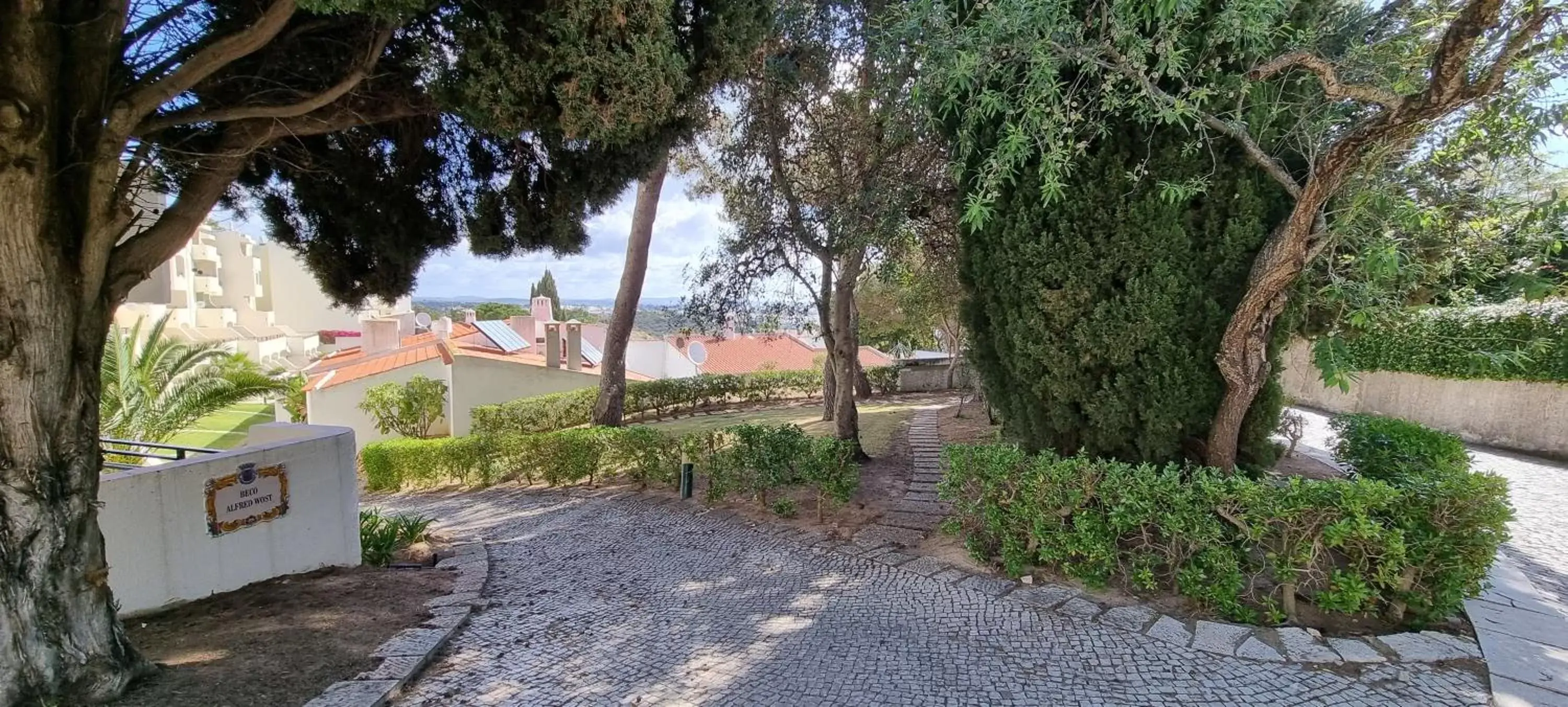 Albufeira Jardim by Umbral