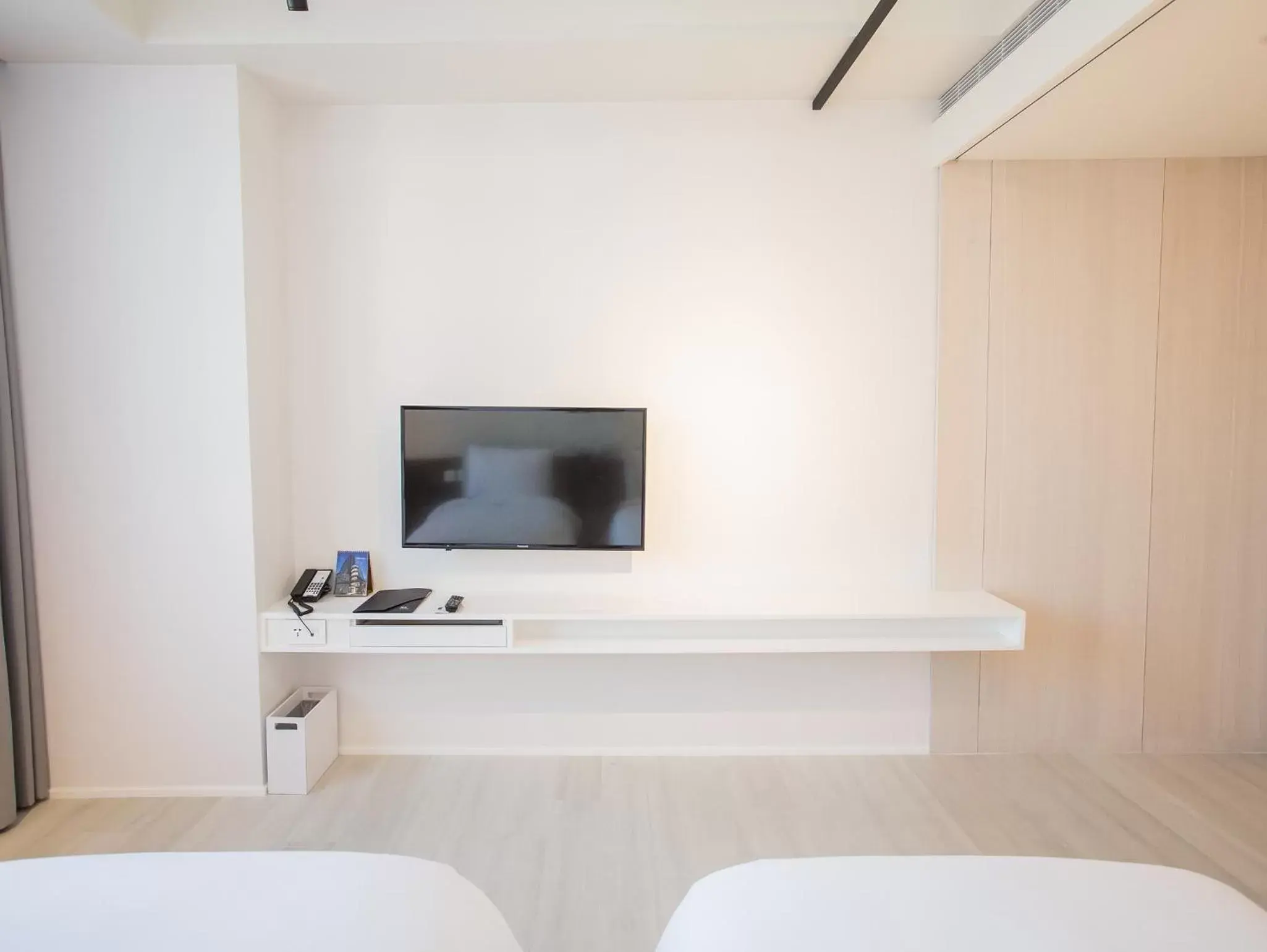 TV and multimedia, TV/Entertainment Center in The Place Taichung