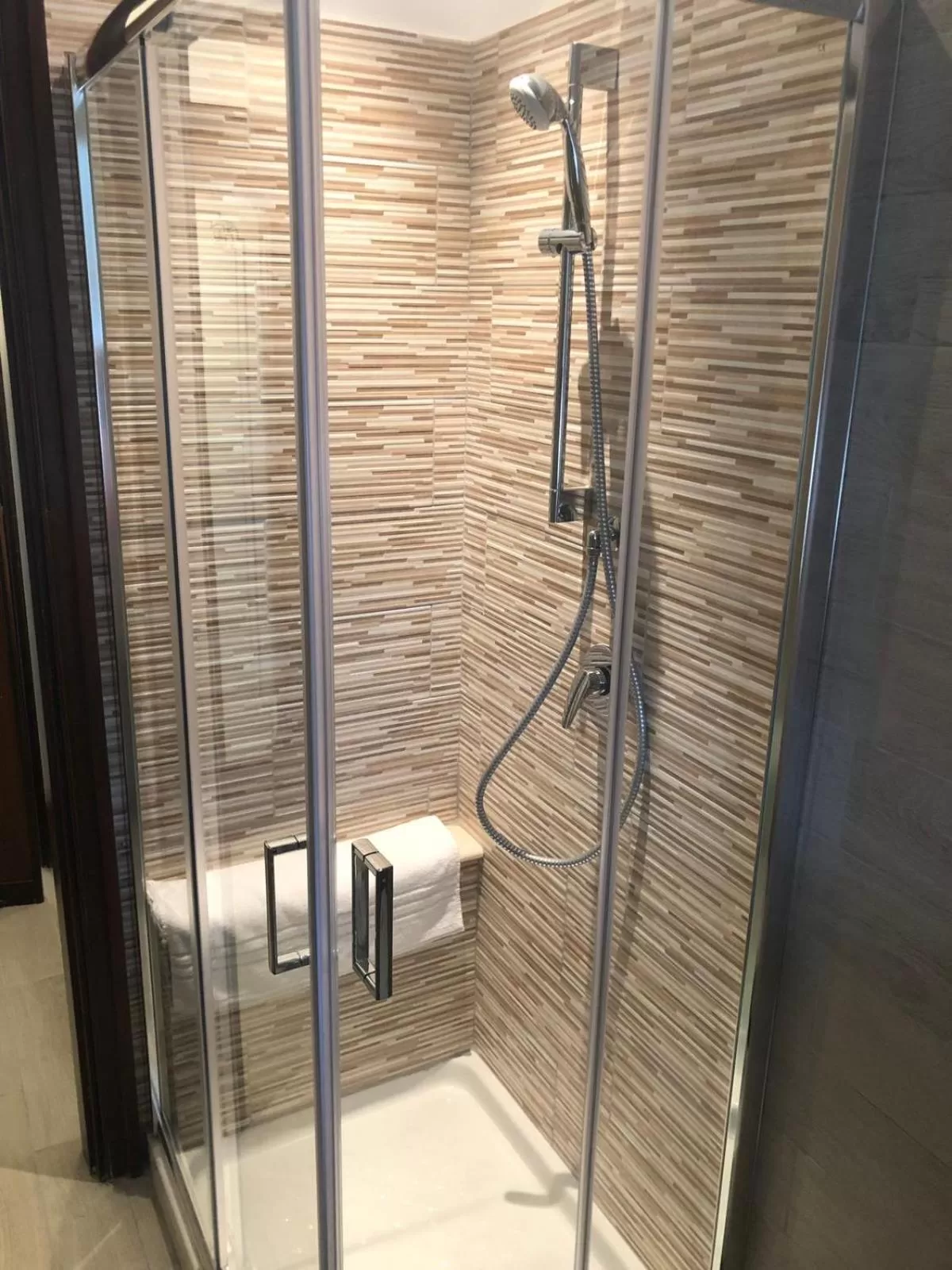 Bathroom in Museum Inn Napoli