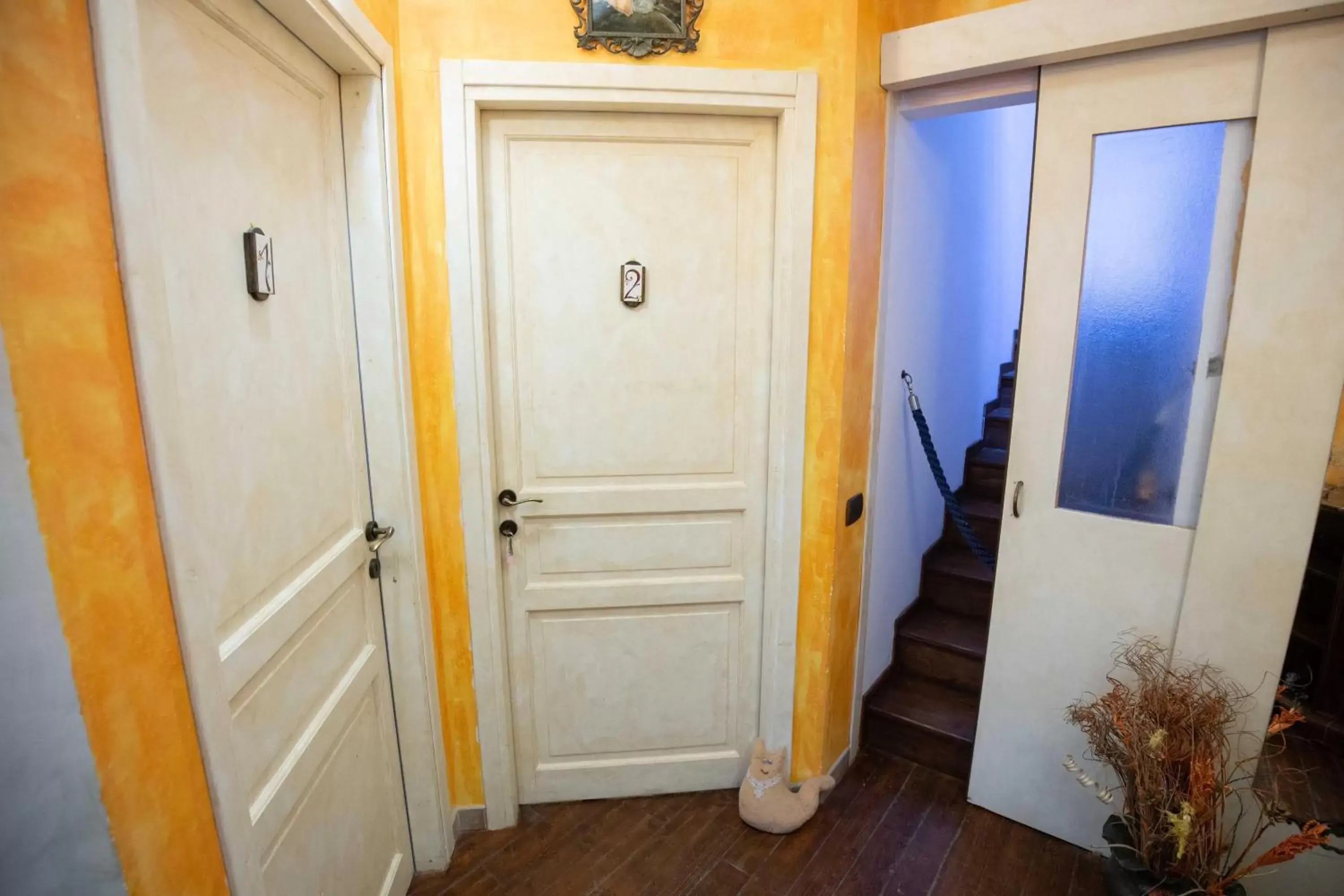 Facade/entrance, Bathroom in La Casa In Pietra