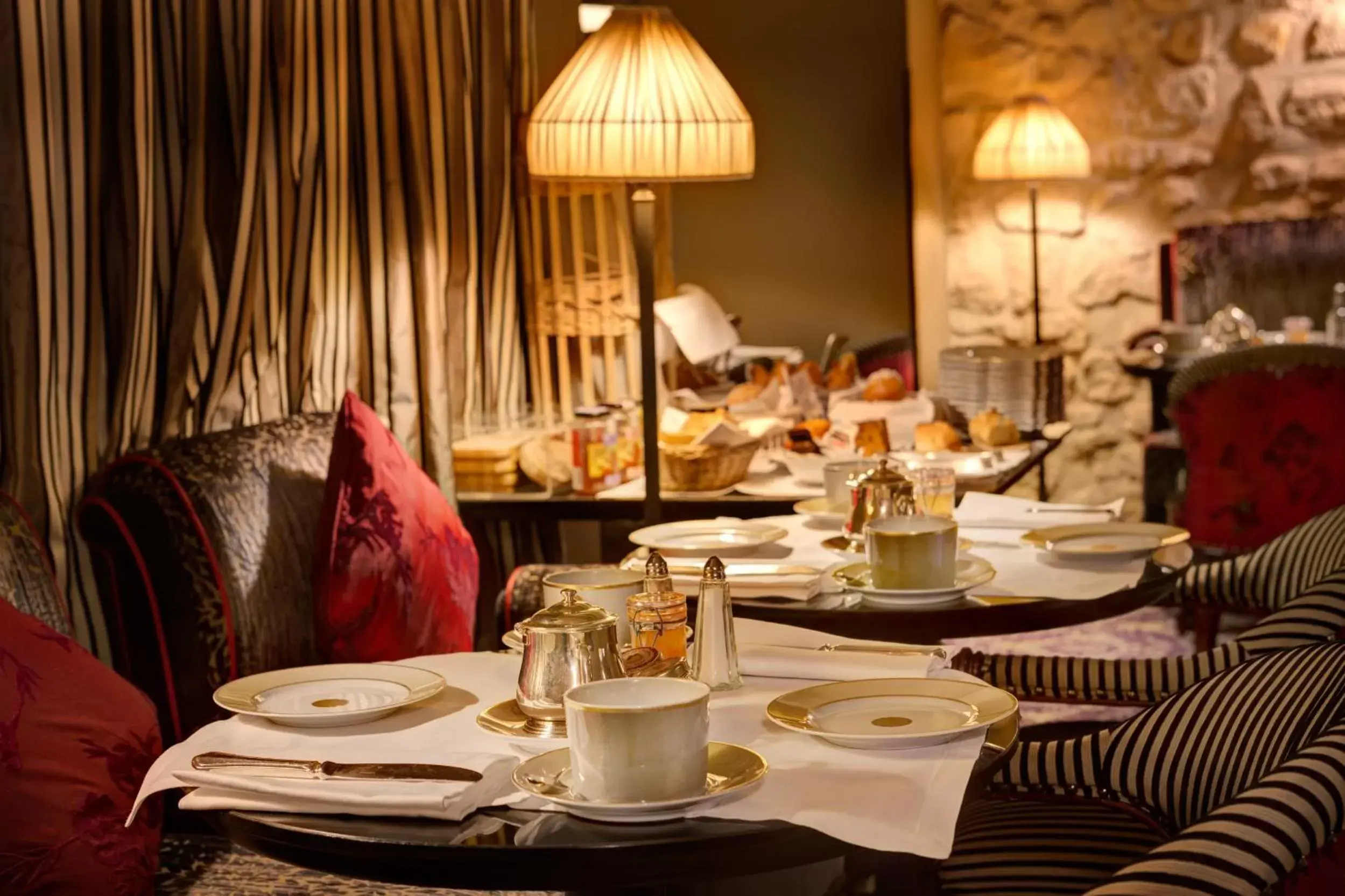 Breakfast, Restaurant/Places to Eat in Hotel Odeon Saint Germain