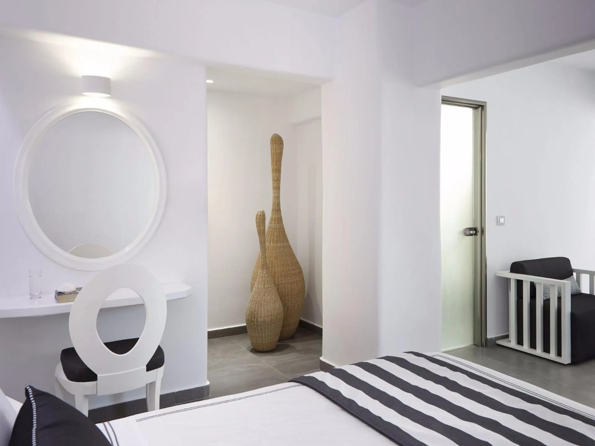 Decorative detail, Bed in Kalisti Hotel & Suites