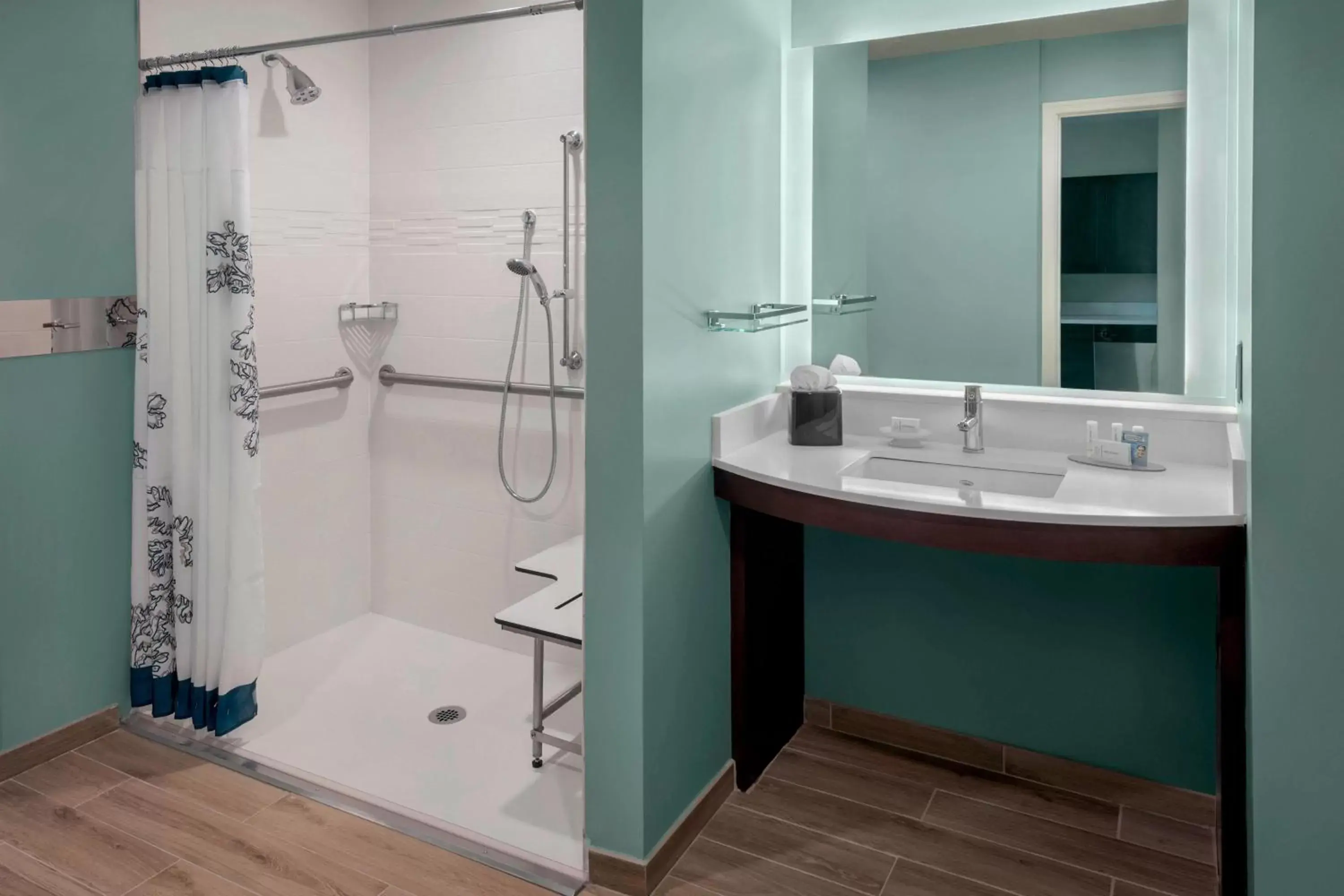Bathroom in Residence Inn Fort Lauderdale Pompano Beach/Oceanfront