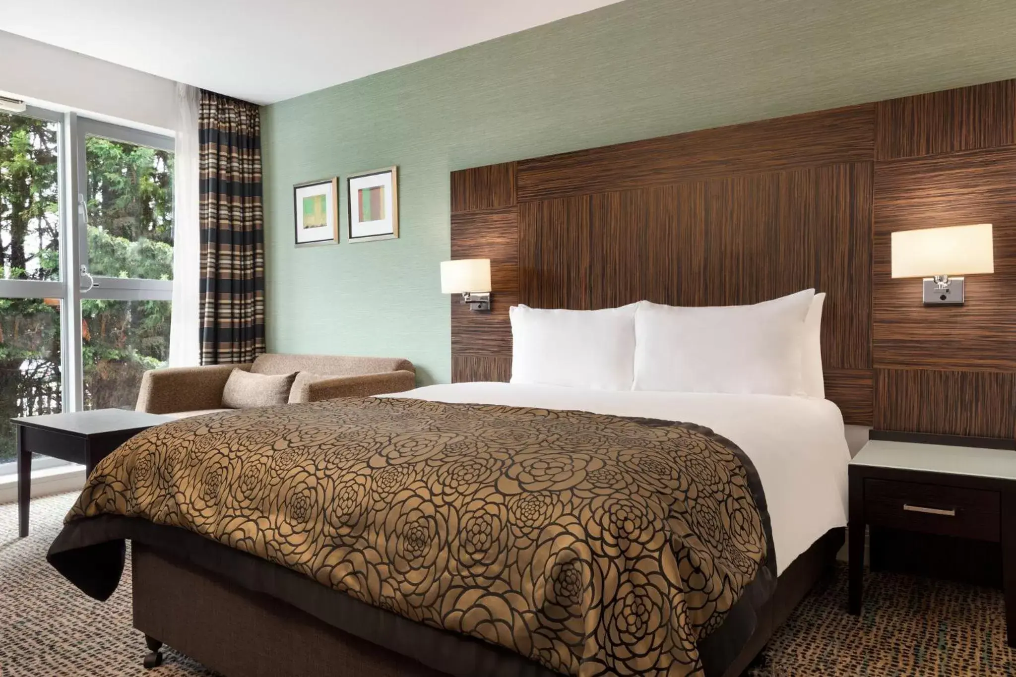 Photo of the whole room, Bed in Holiday Inn Birmingham Airport - NEC, an IHG Hotel