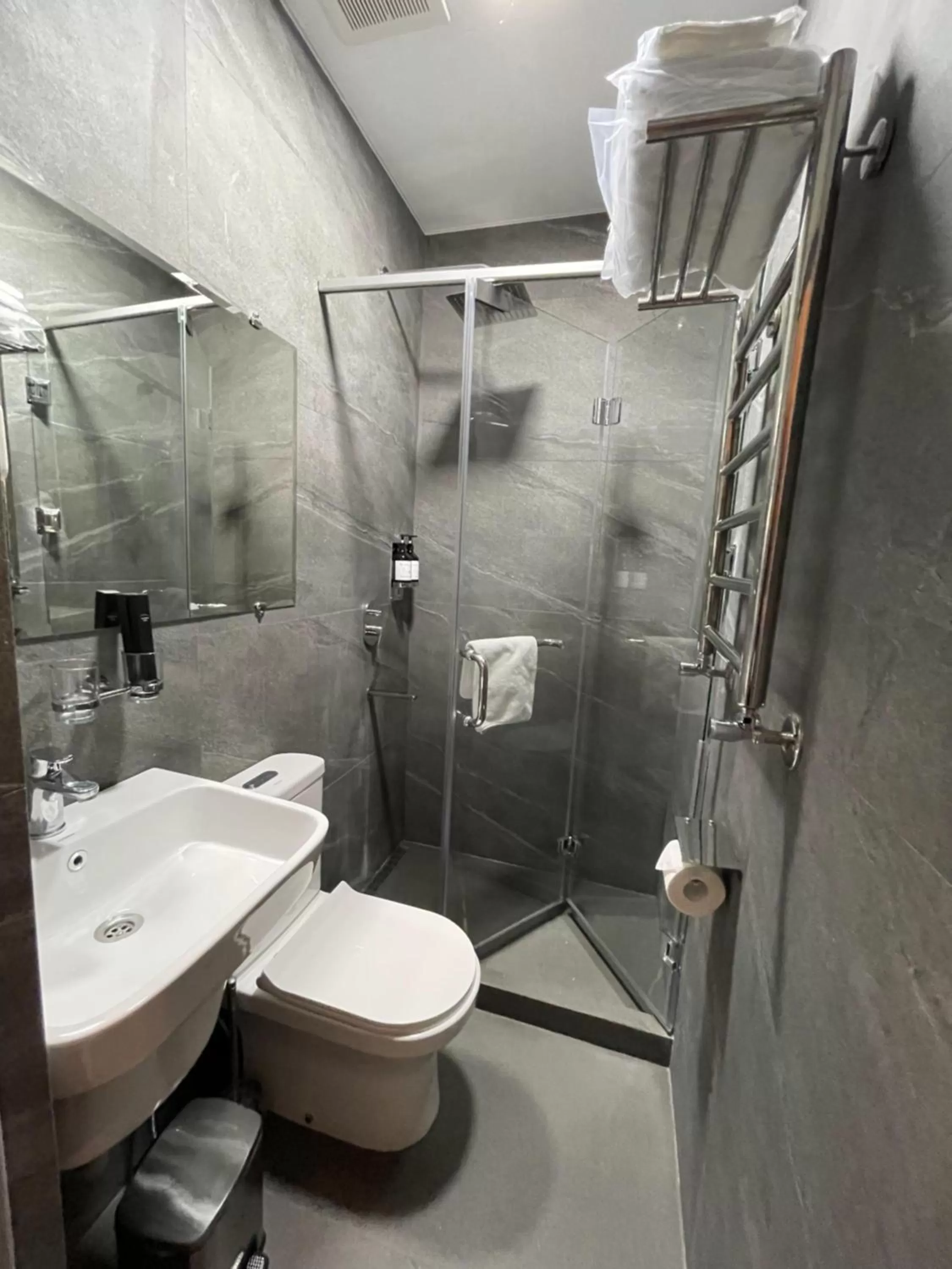 Bathroom in City Centre Hotel