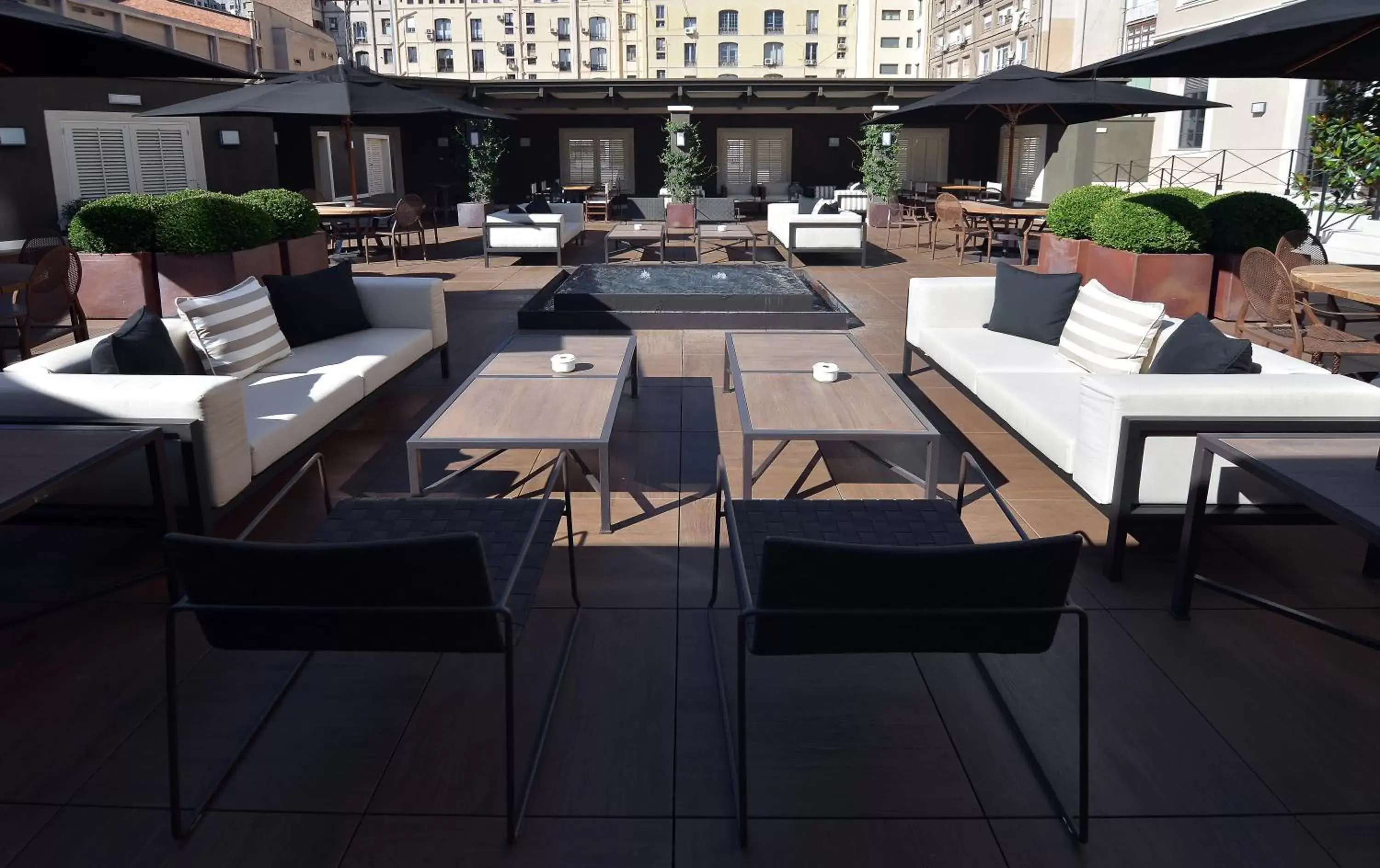 Balcony/Terrace, Restaurant/Places to Eat in Hotel Granvia