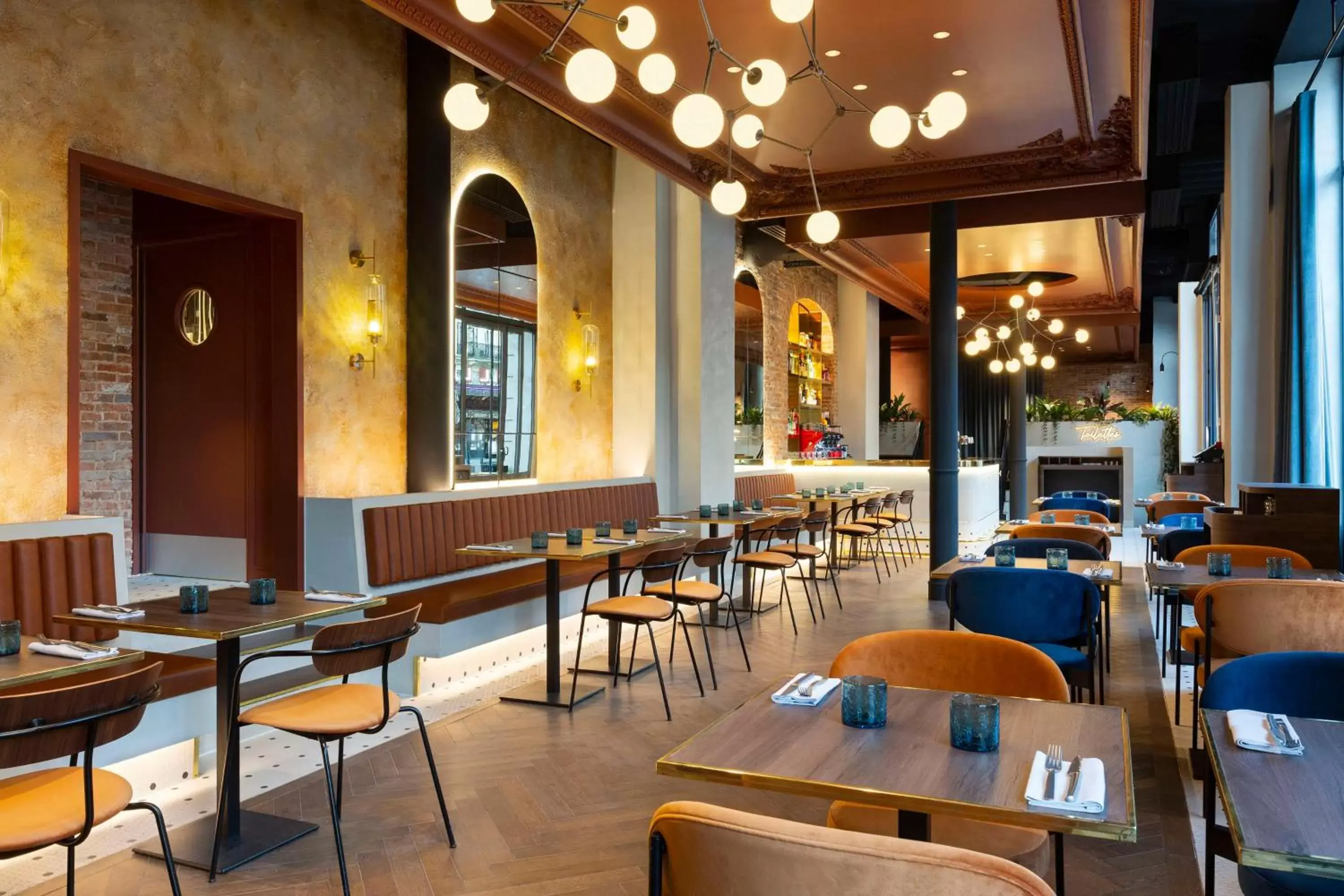Restaurant/Places to Eat in Hilton Paris Opera
