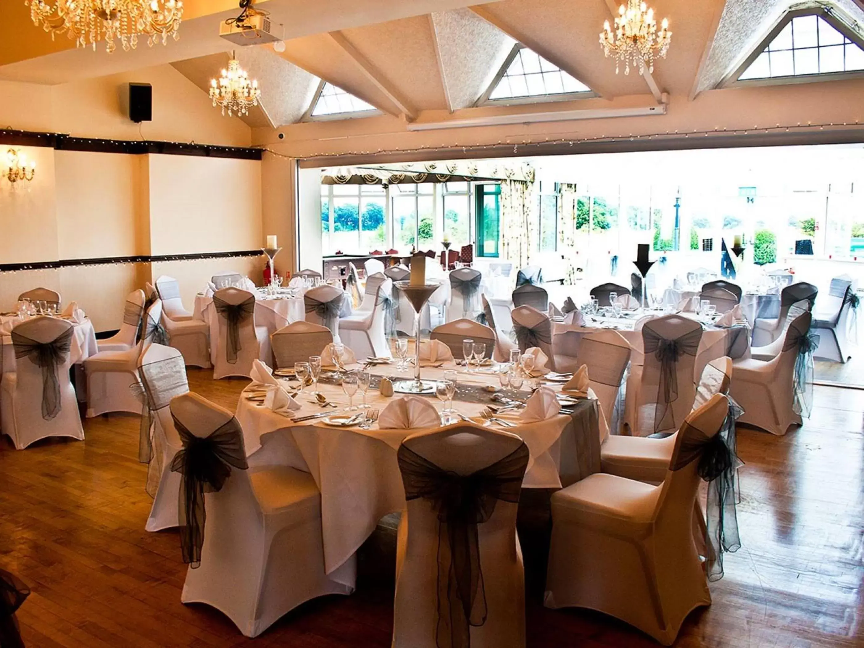 wedding, Banquet Facilities in North Shore Hotel