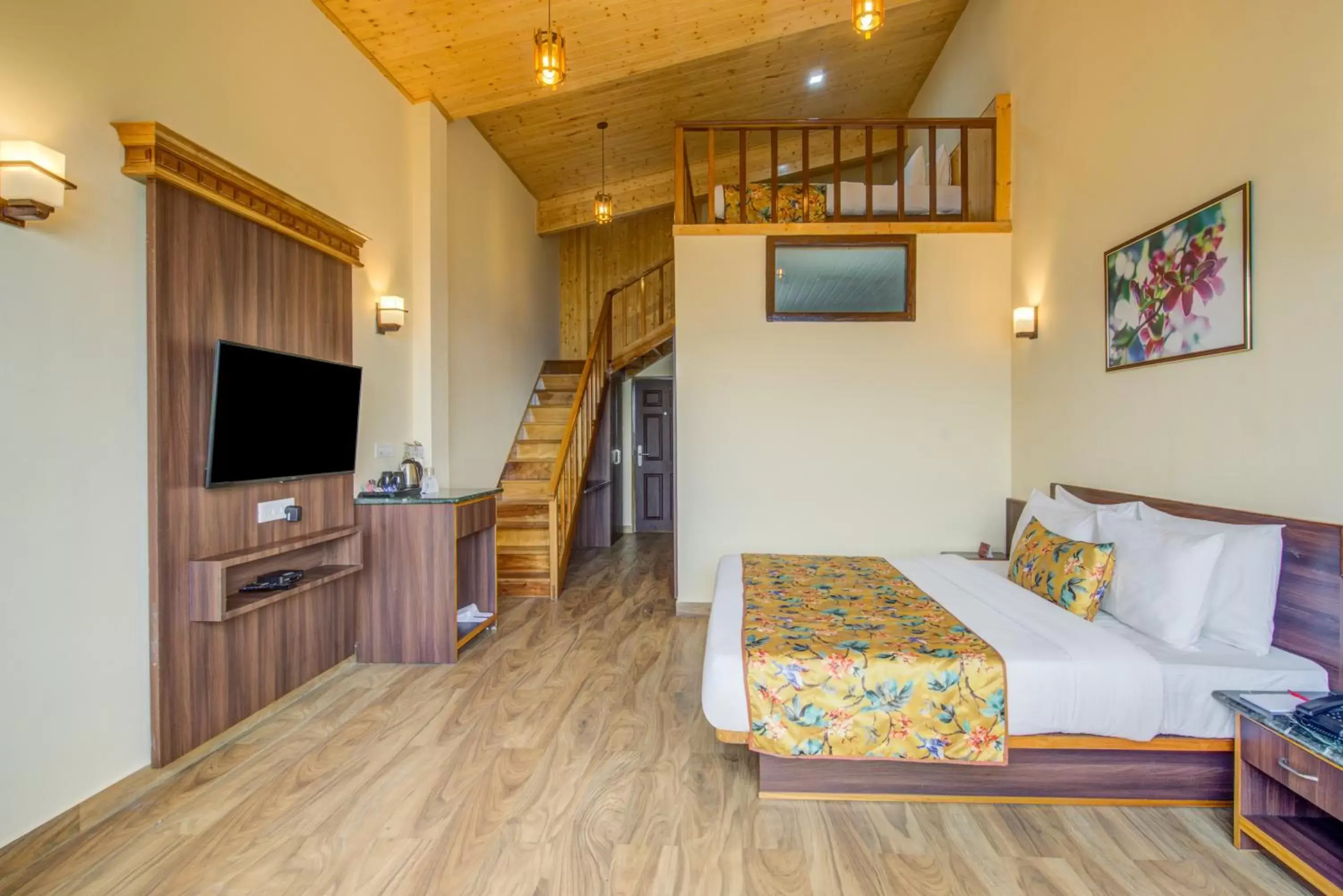 Bed, TV/Entertainment Center in Summit Namnang Courtyard & Spa