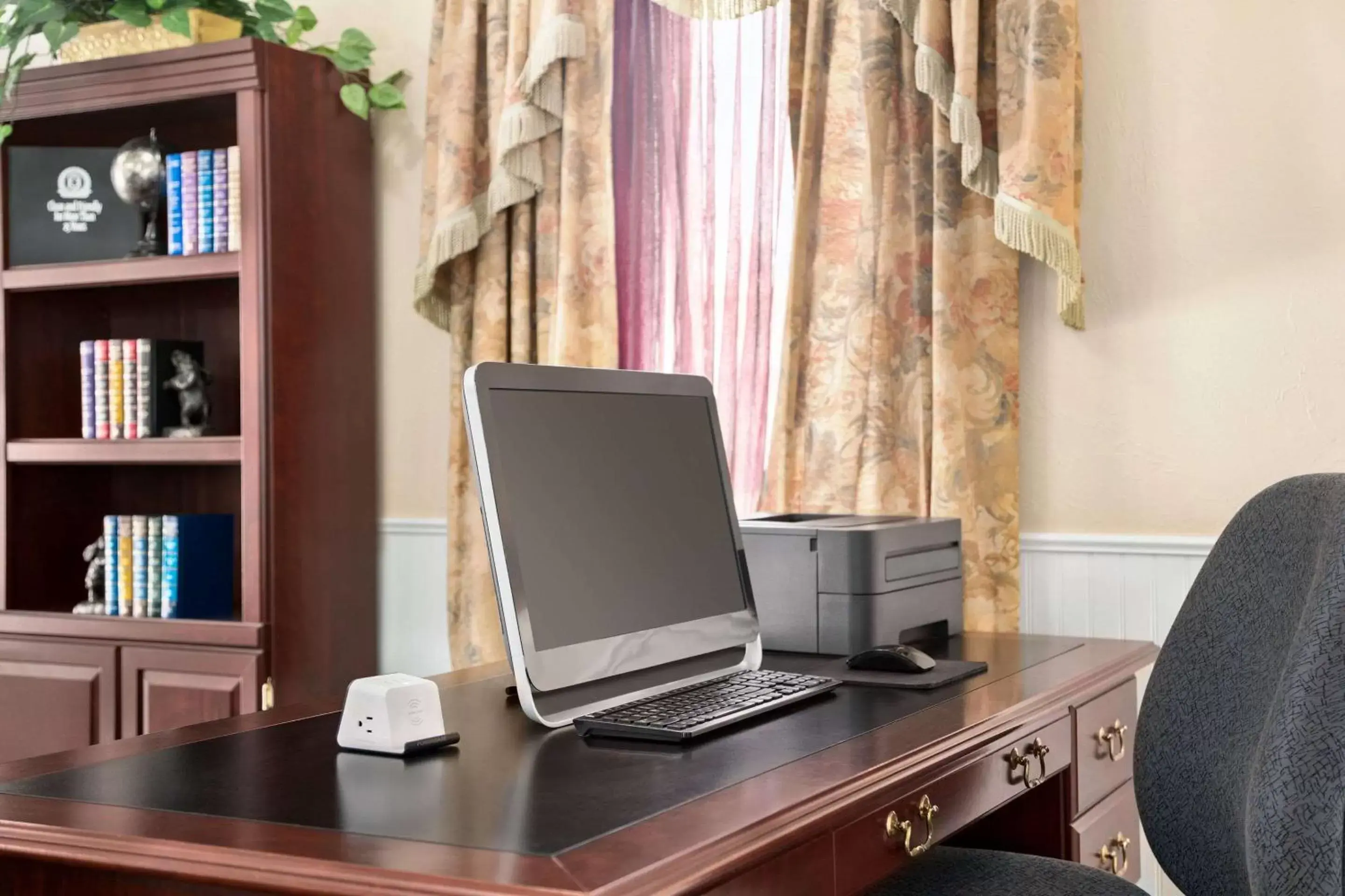 Business facilities in Quality Inn Wenatchee near Leavenworth