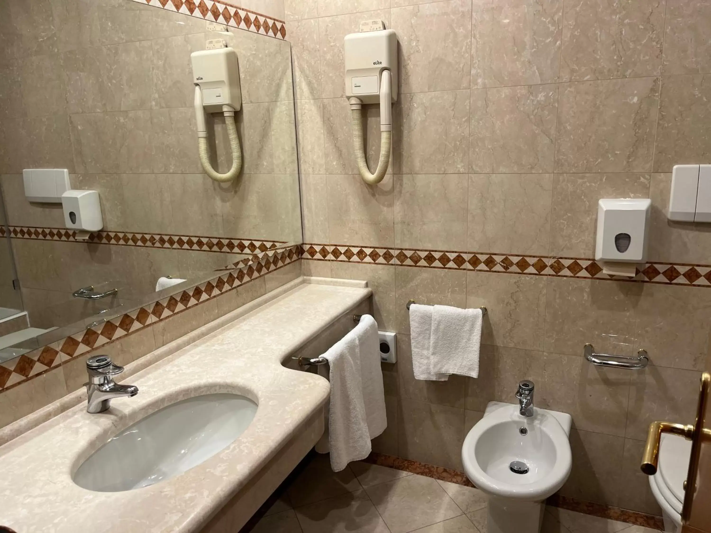 Bathroom in Crystal Hotel Varese