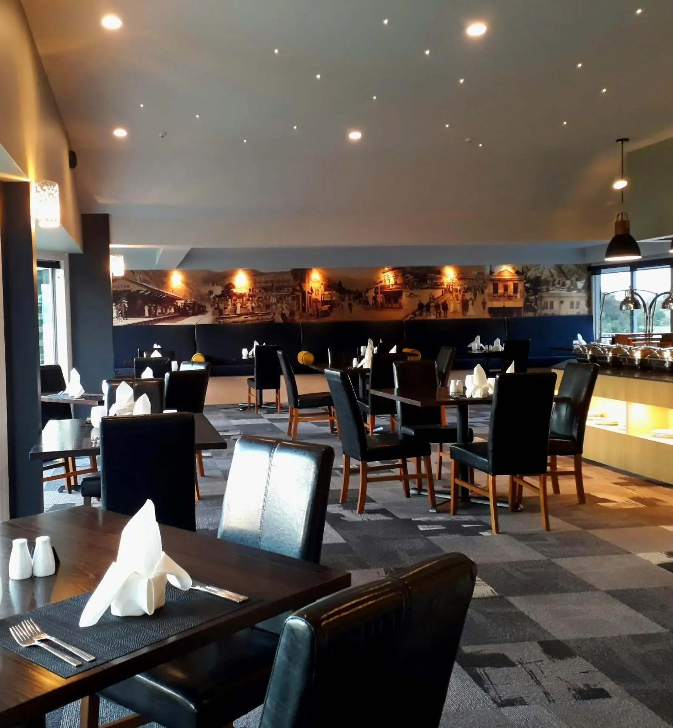 Restaurant/places to eat in Beachcomber Inn Picton Restaurant/places to eat in Beachcomber Inn Picton