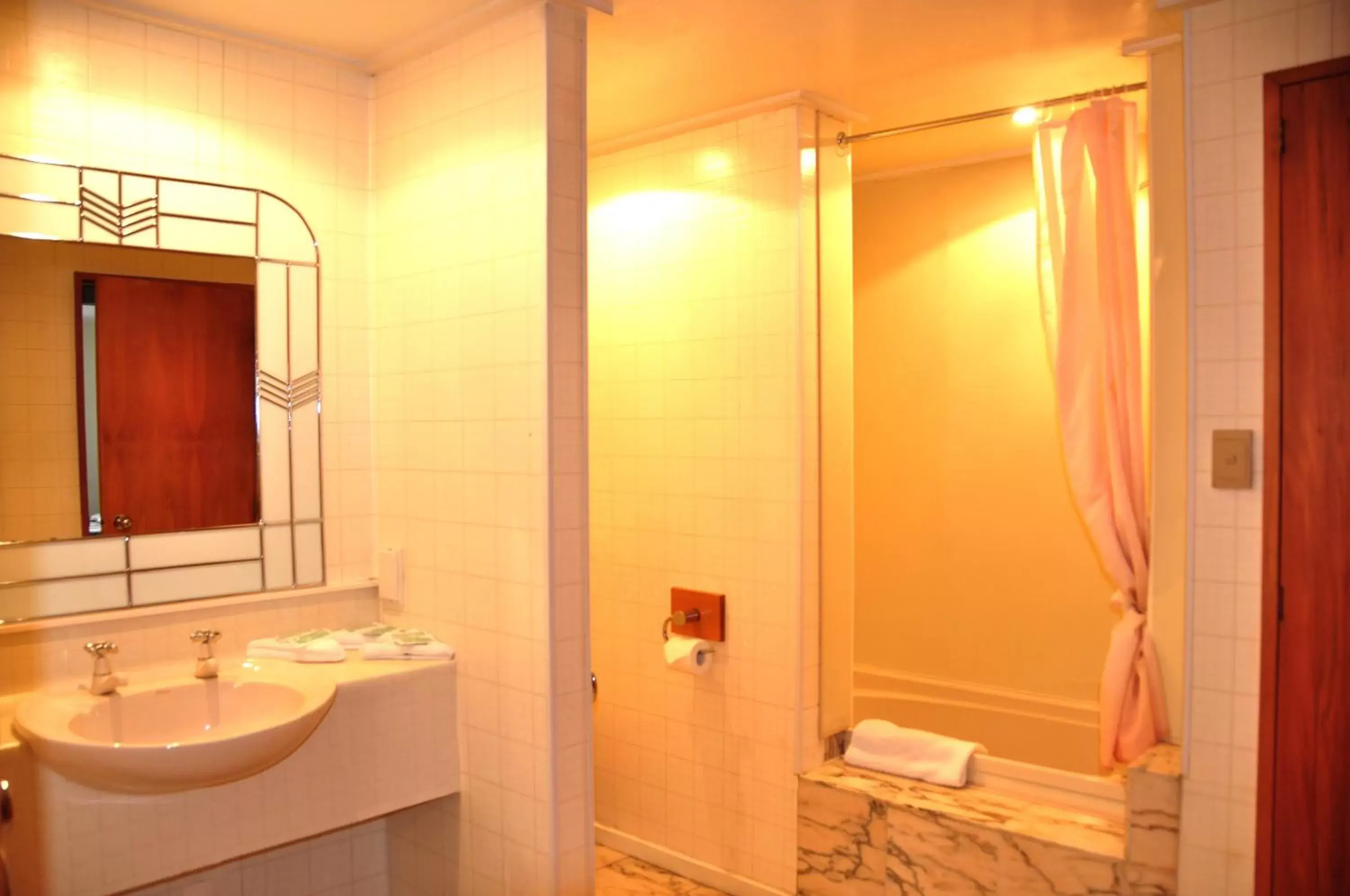 Standard One-Bedroom Apartment in St James Apartments Standard One-Bedroom Apartment in St James Apartments