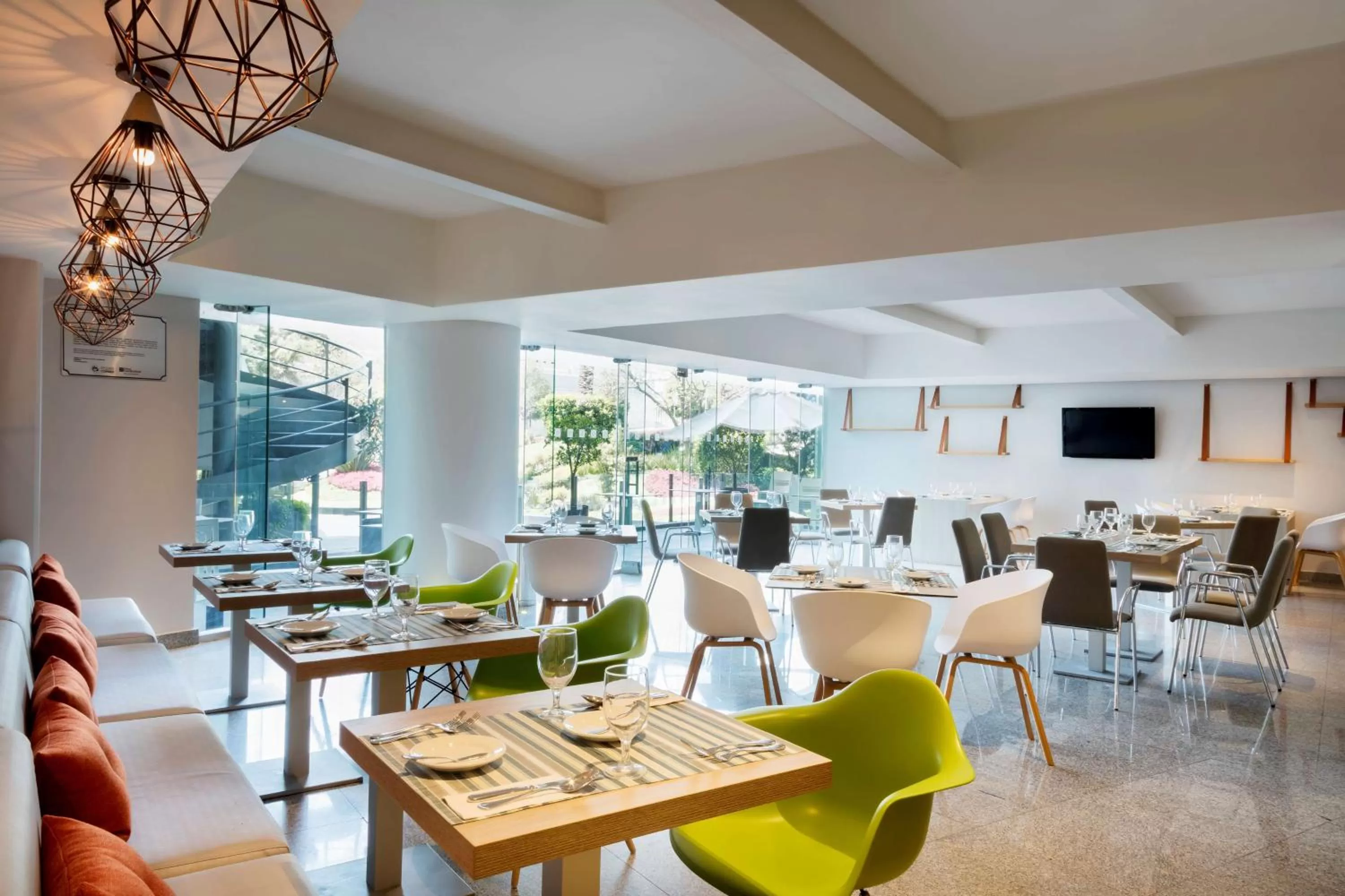 Restaurant/places to eat in Hilton Garden Inn Mexico City Santa Fe