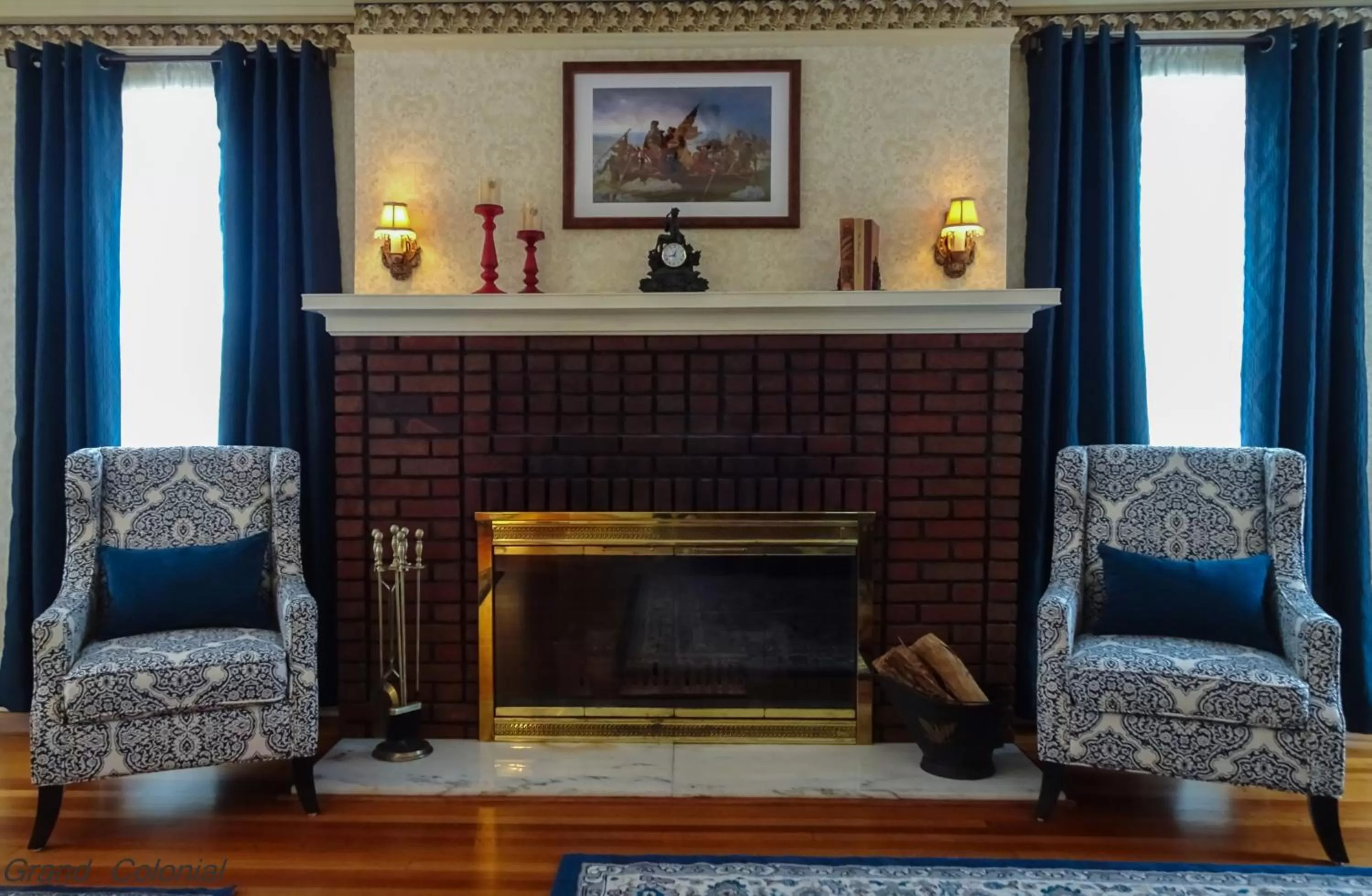 Living room, Lobby/Reception in Grand Colonial Bed and Breakfast