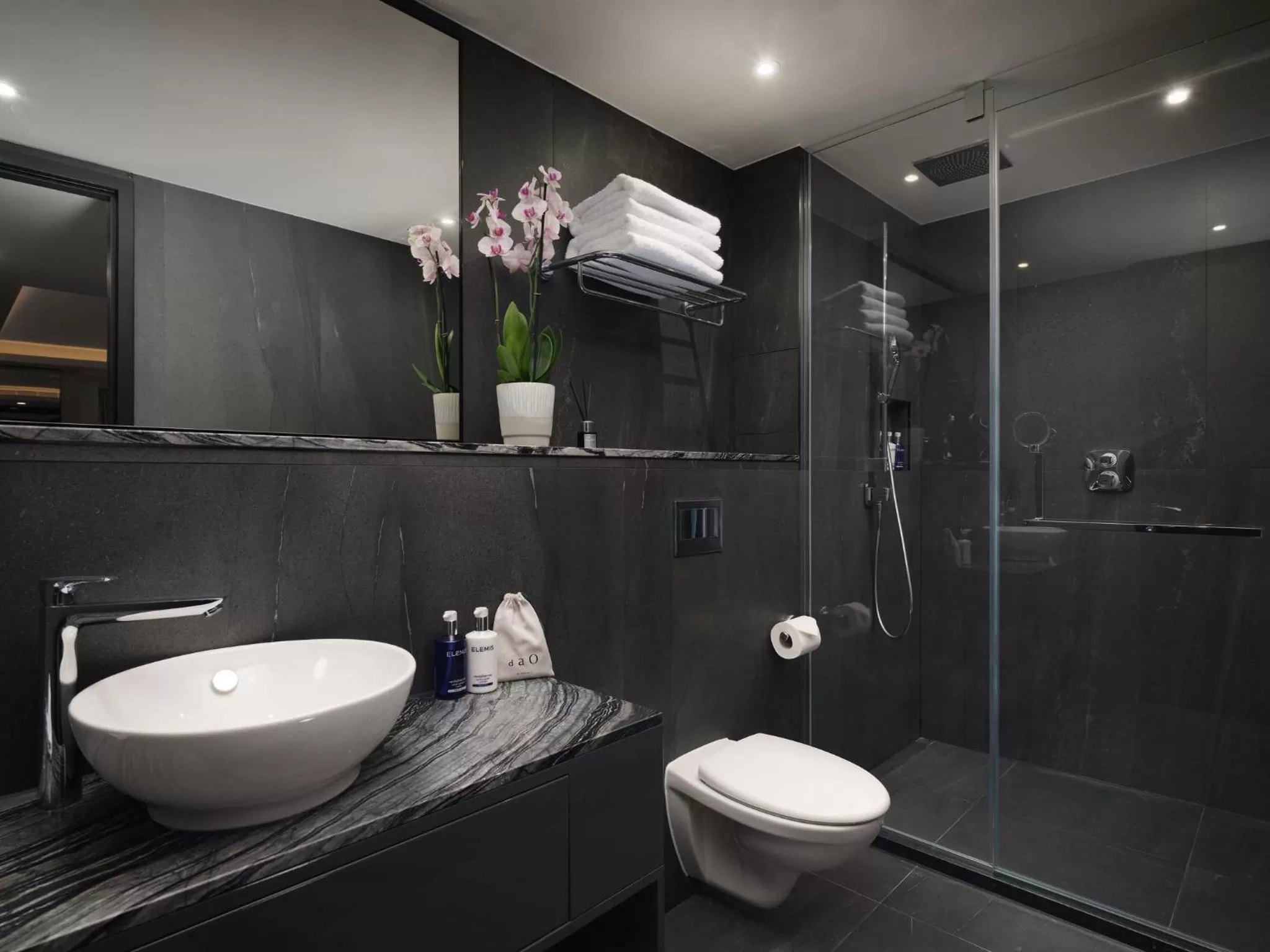 Bathroom in Dao by Dorsett West London