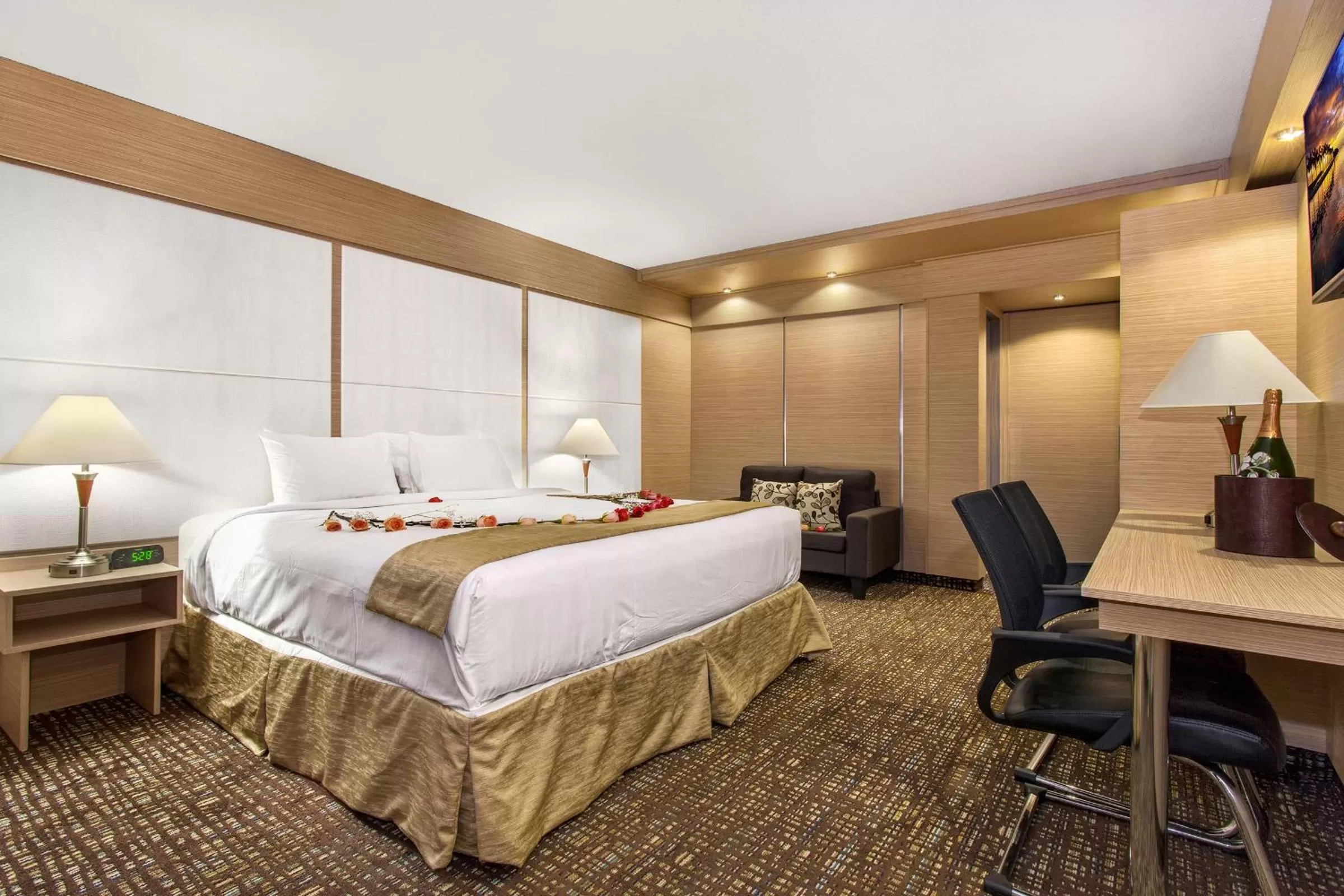 Photo of the whole room, Bed in Ocean Beach Palace