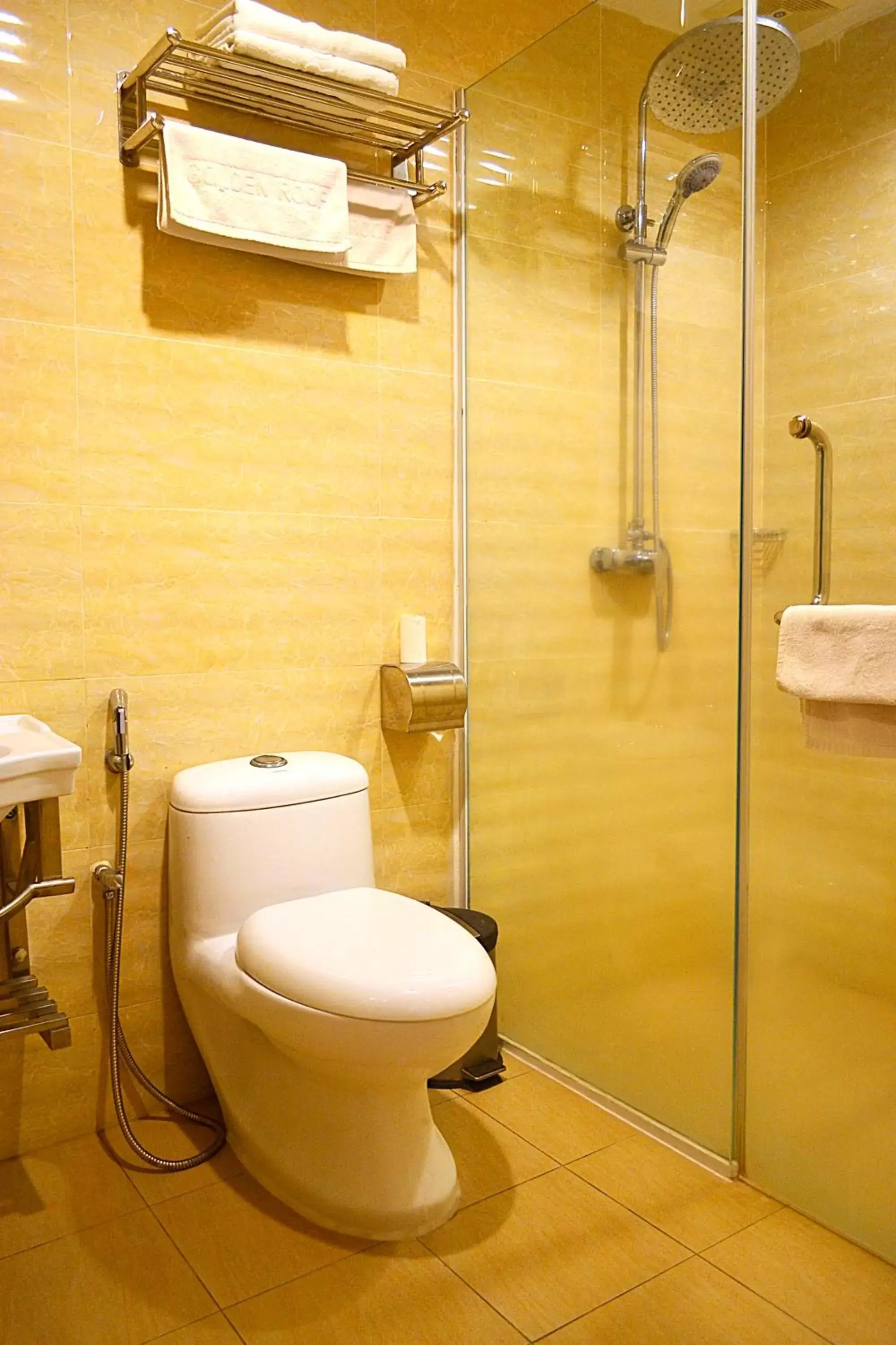 Toilet, Bathroom in Golden Roof Hotel Ampang Ipoh