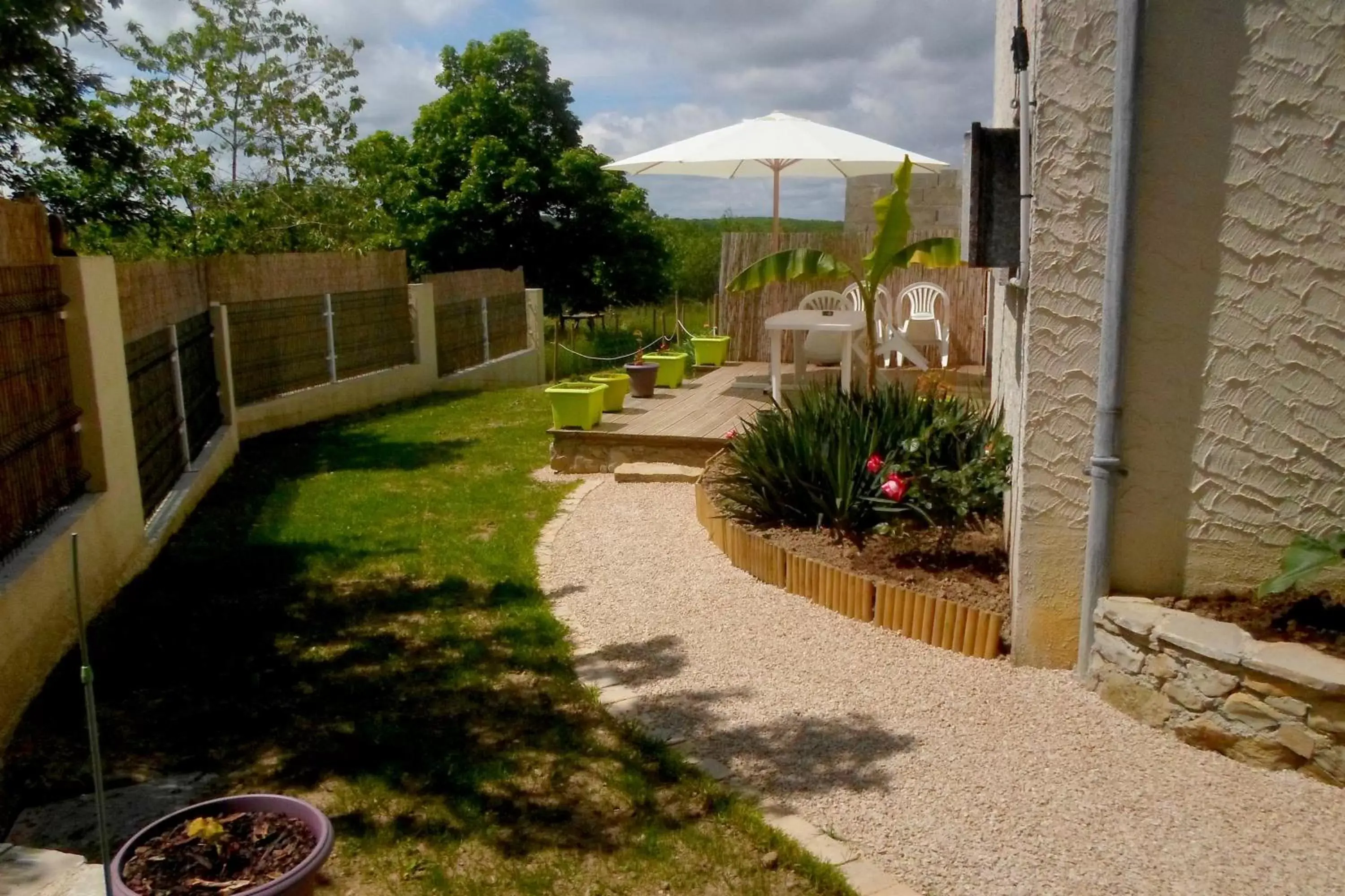 Patio in Chambres d'Hôtes Le Clos du Murier