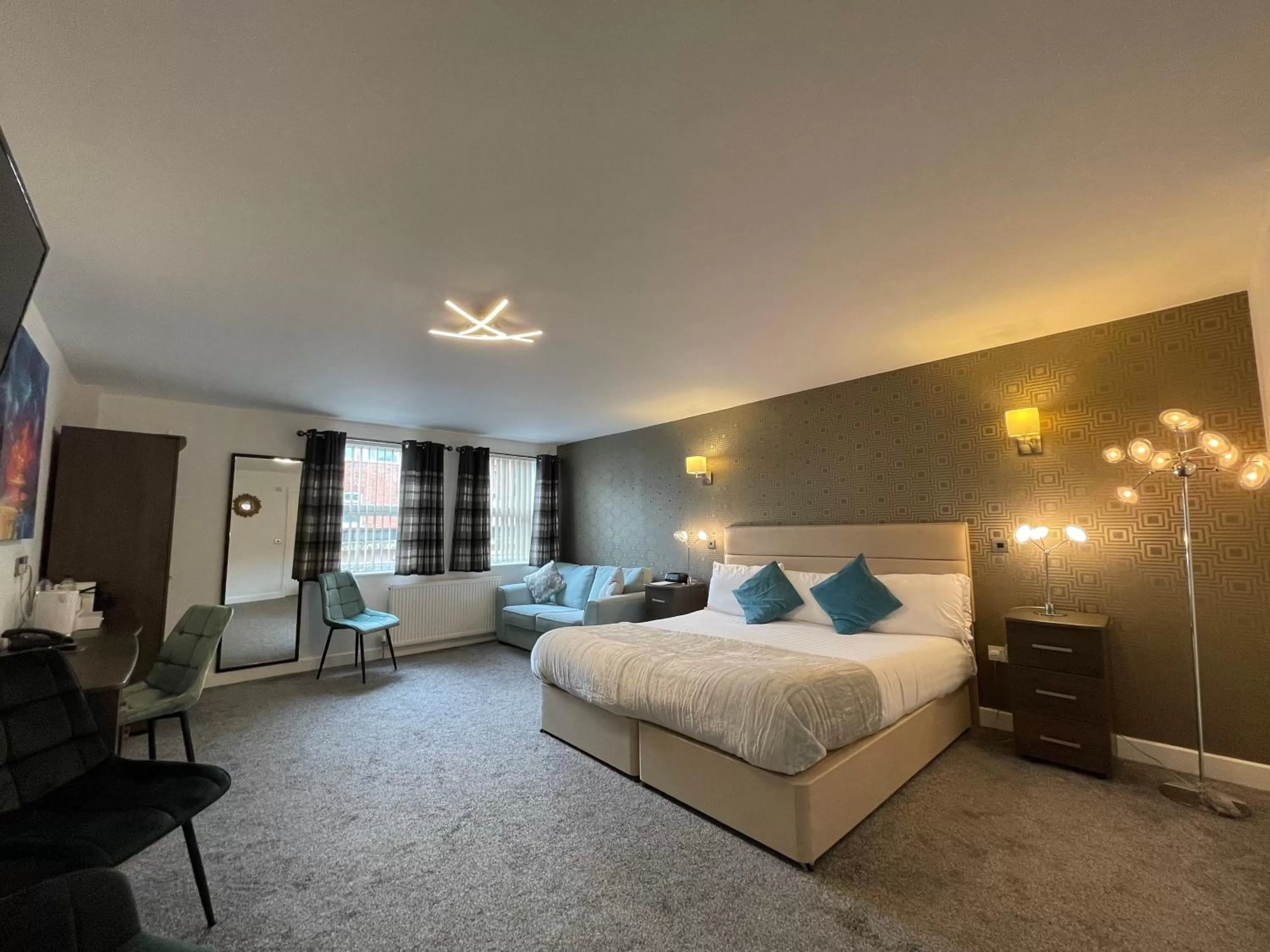 Bedroom, Bed in Ruskin Hotel