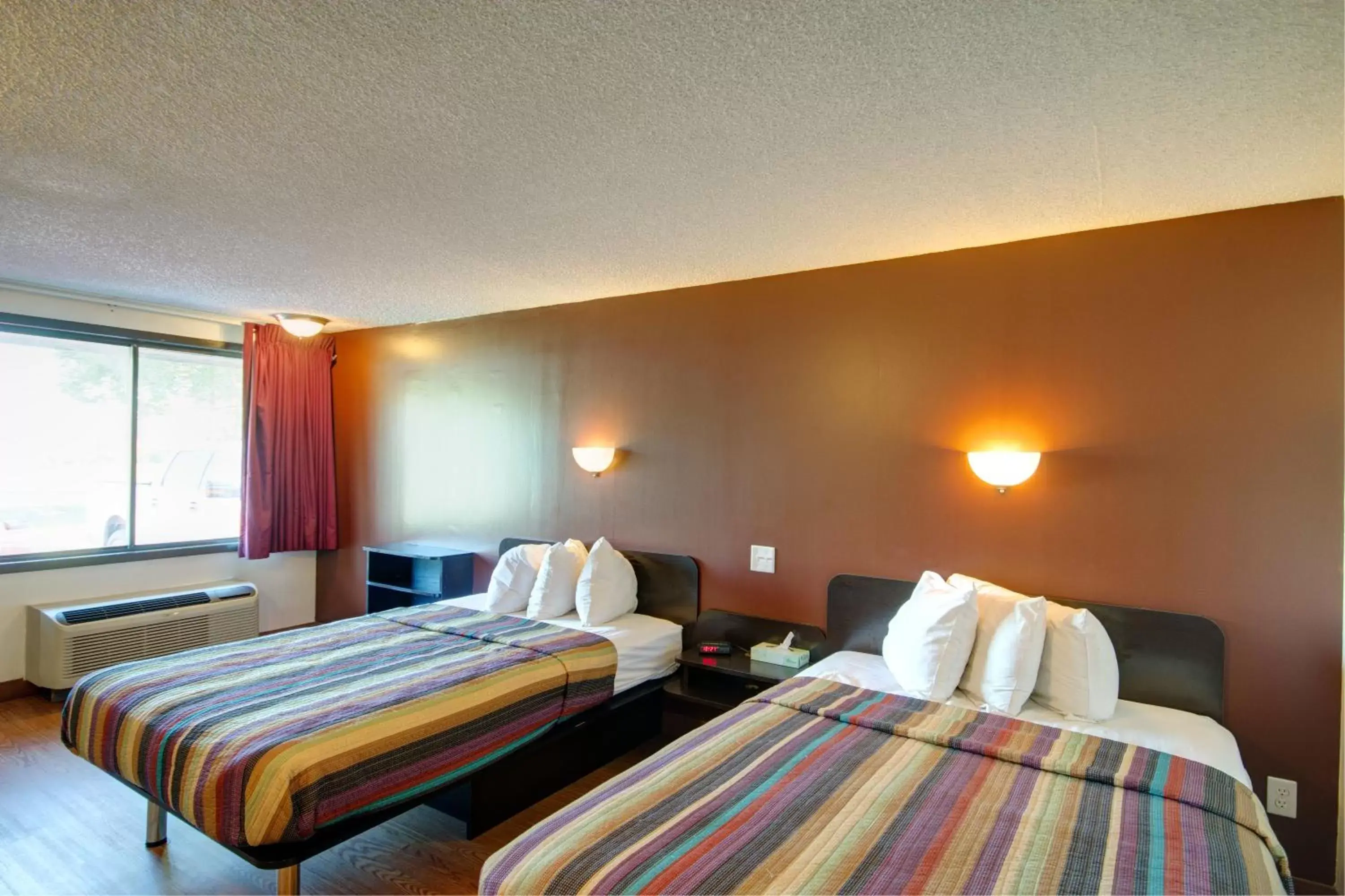Other, Bed in Americas Best Value Inn Heath-Newark Other, Bed in Americas Best Value Inn Heath-Newark