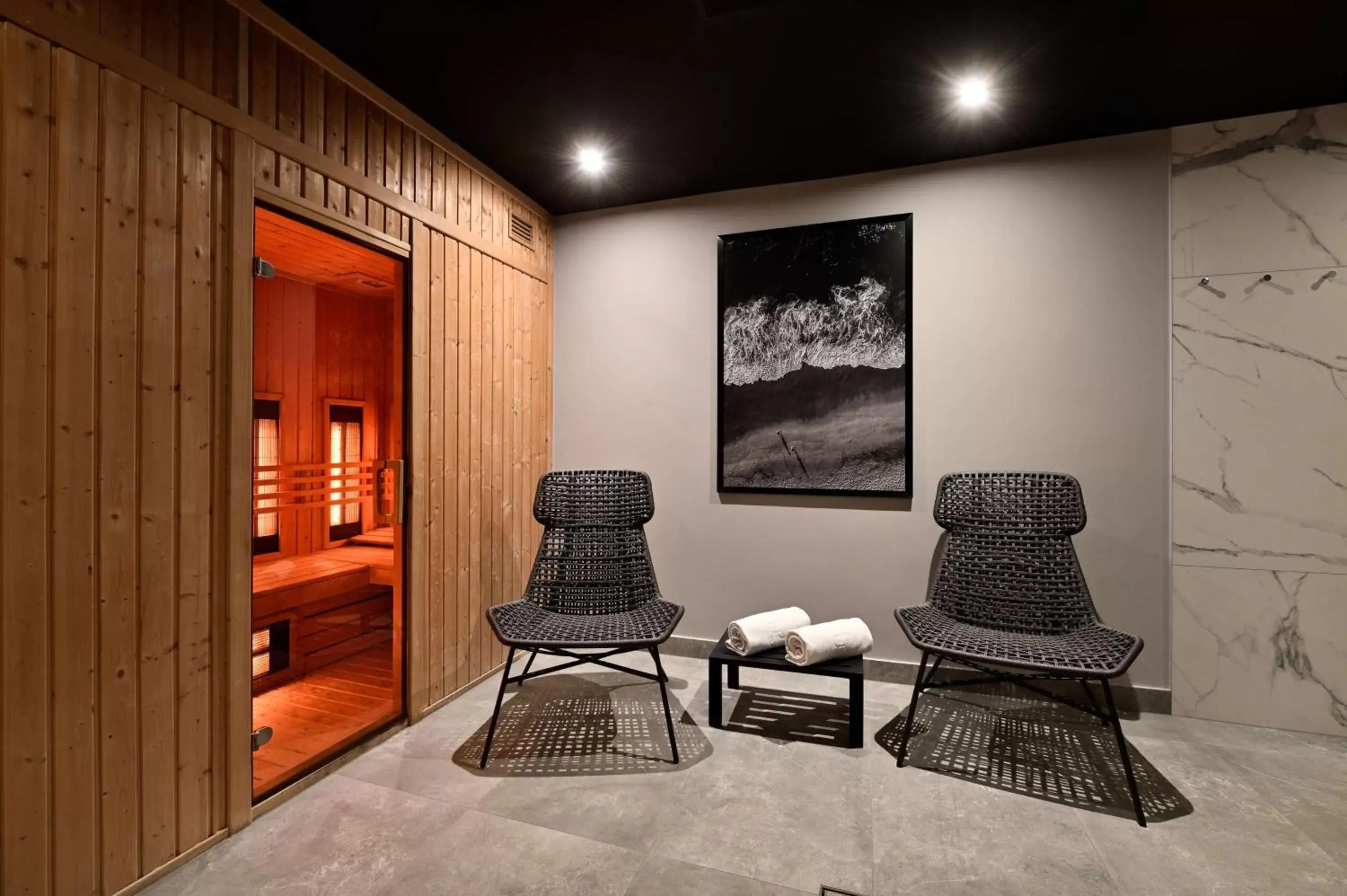 Spa and wellness centre/facilities, Seating Area in Radisson Collection Hotel, Warsaw