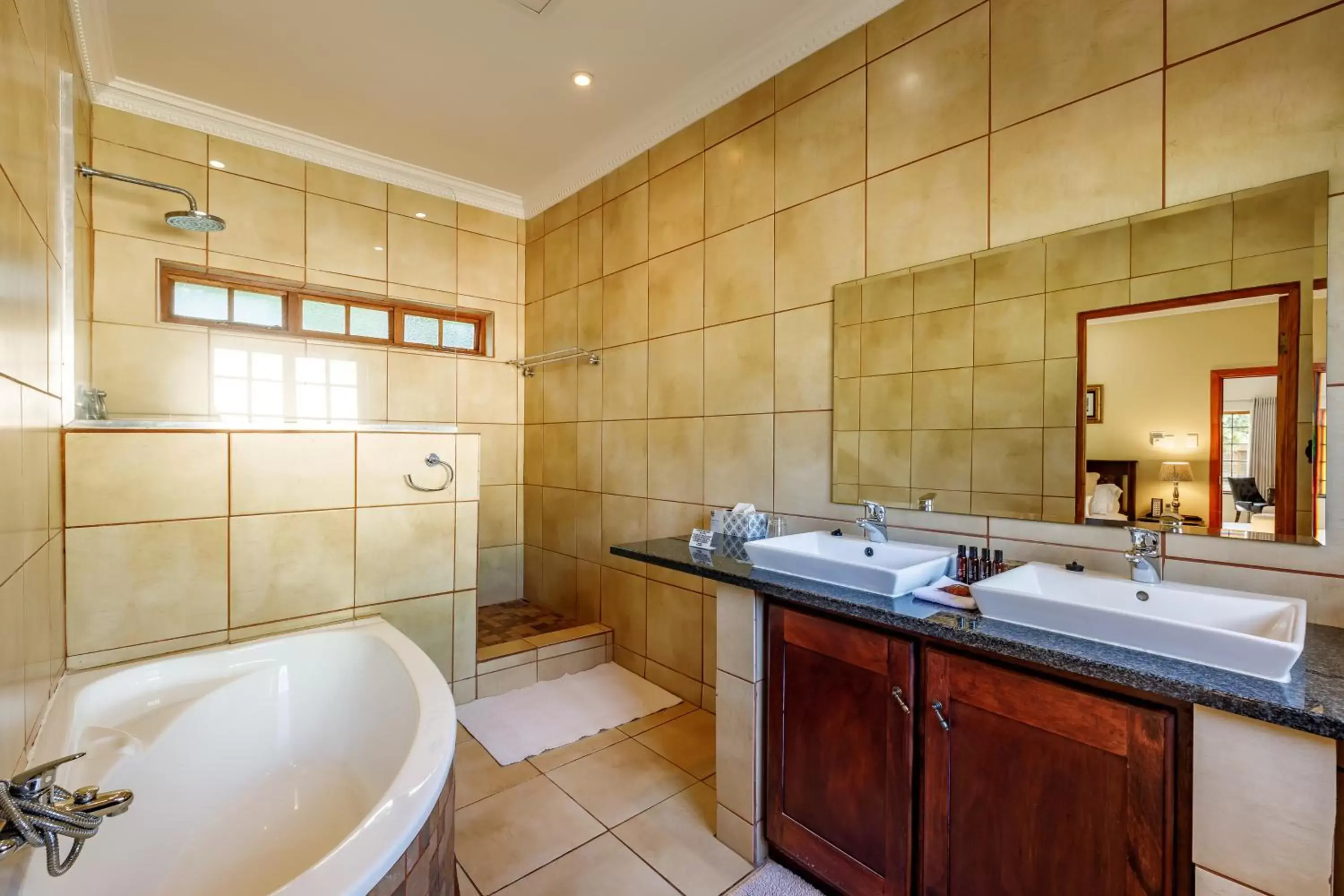 Bathroom in Country Lane Lodge