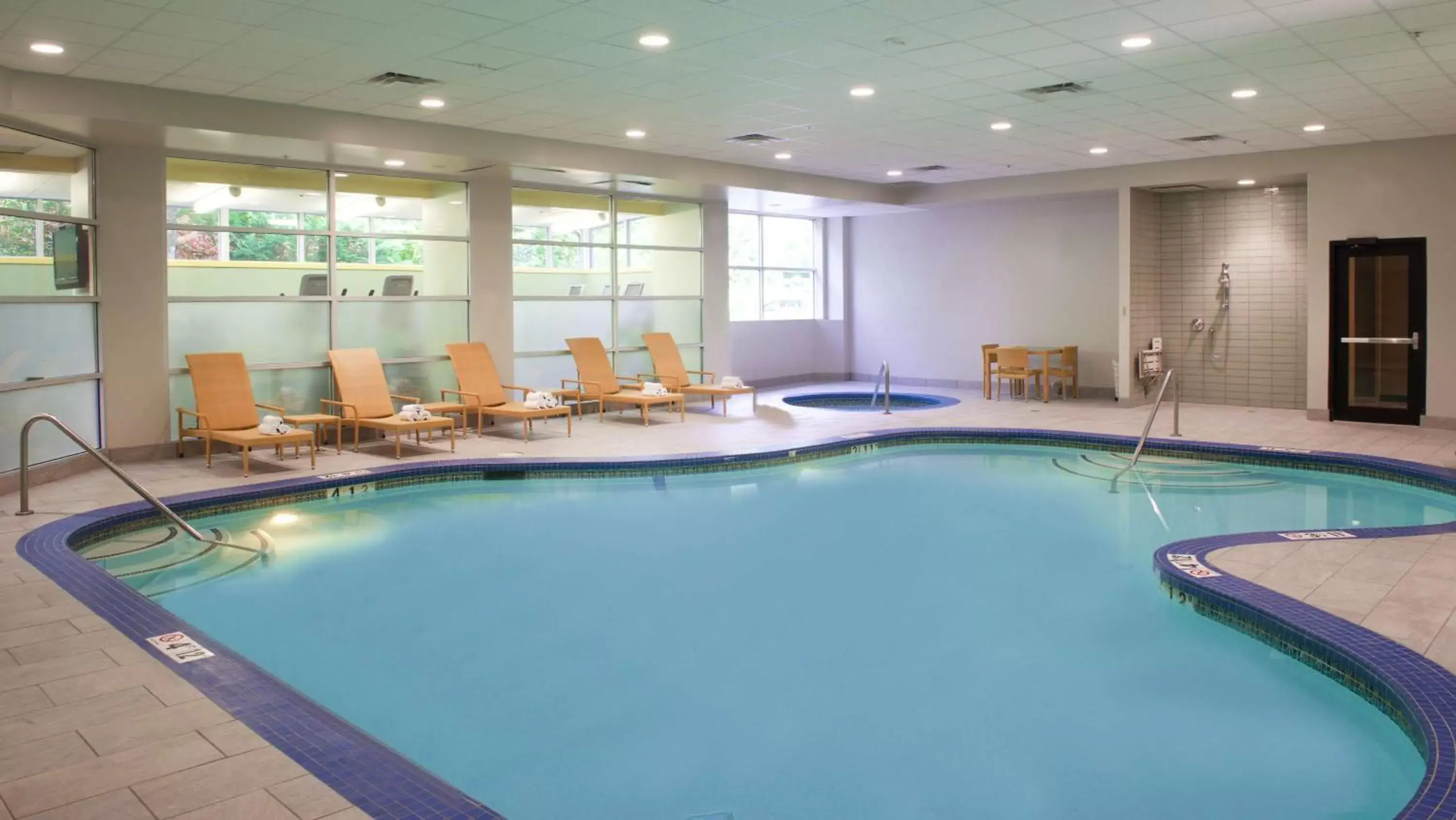 Pool view, Swimming Pool in Embassy Suites by Hilton Seattle Bellevue