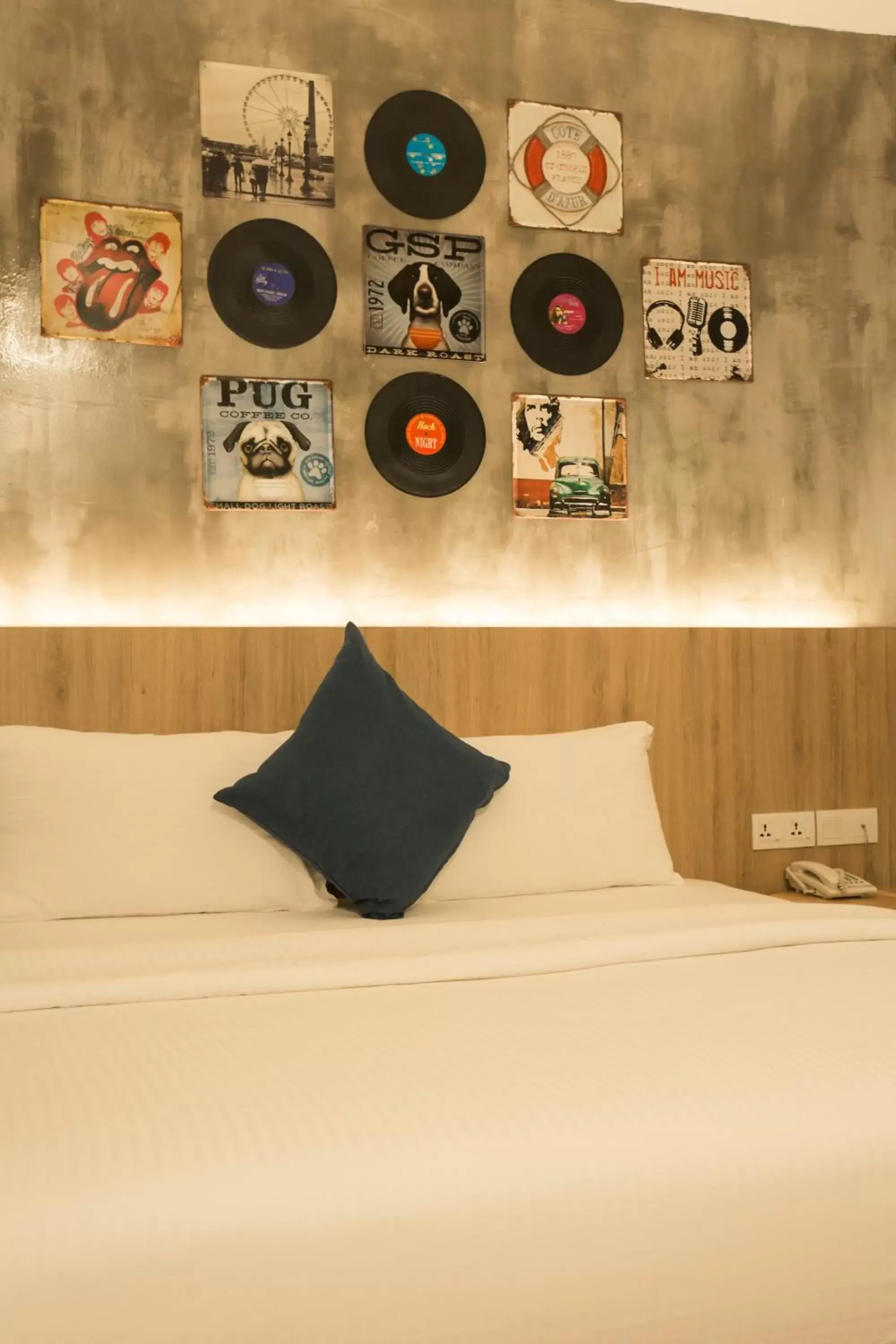 Bed in HOTEL CIQ, JALAN TRUS Bed in HOTEL CIQ, JALAN TRUS