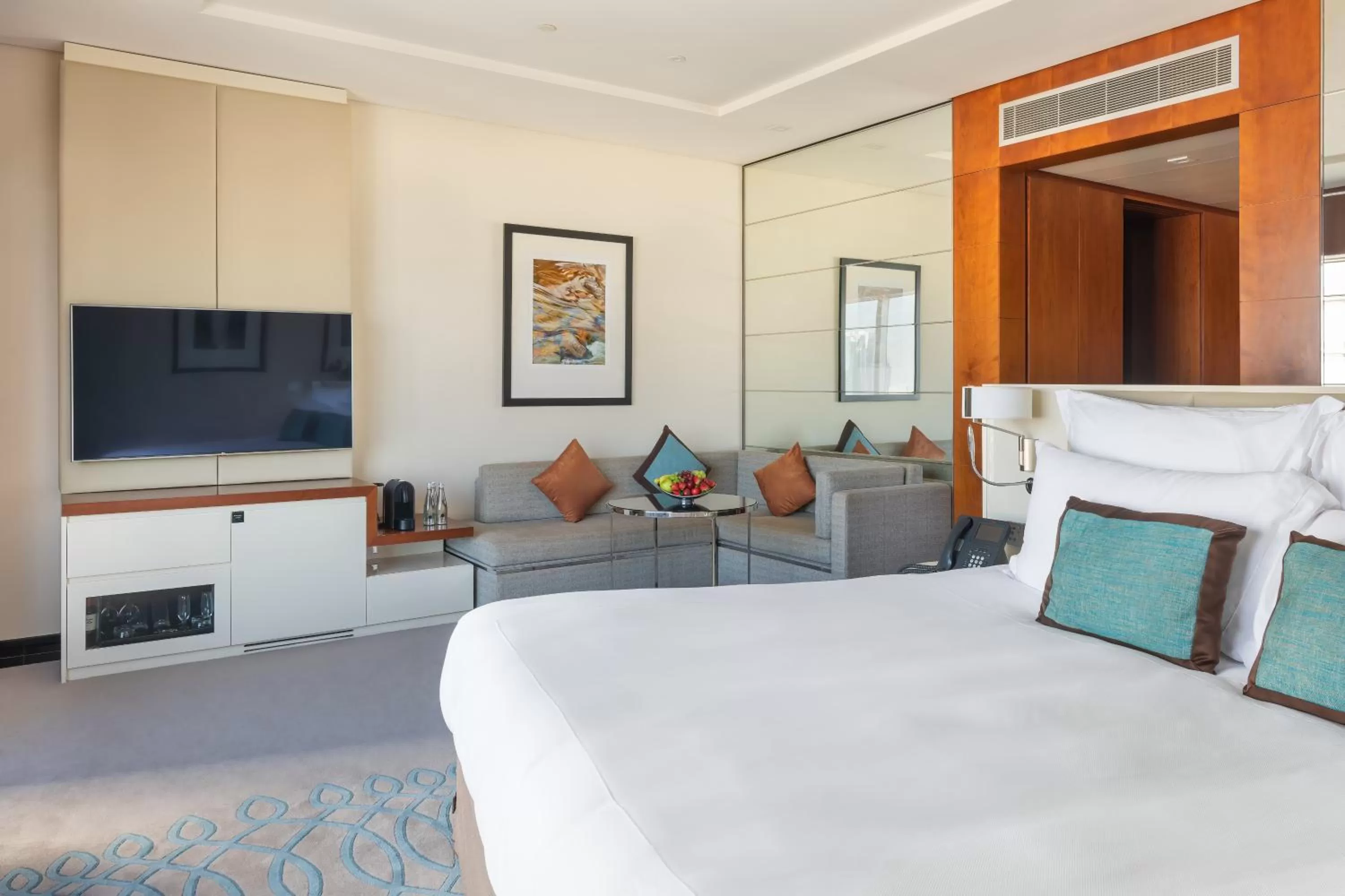 Seating area in Jumeirah Emirates Towers