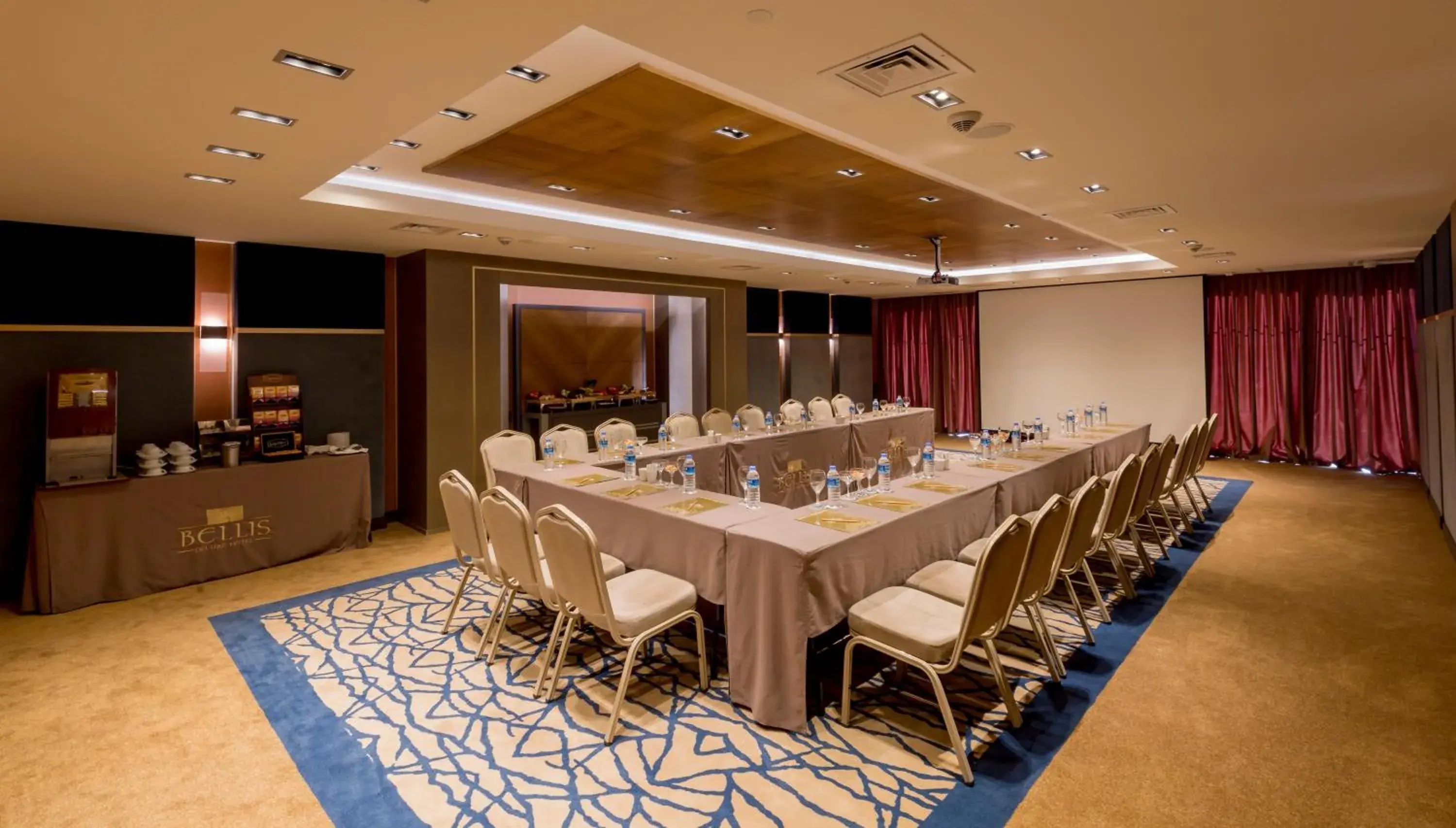Meeting/conference room, Business Area/Conference Room in Bellis Deluxe Hotel