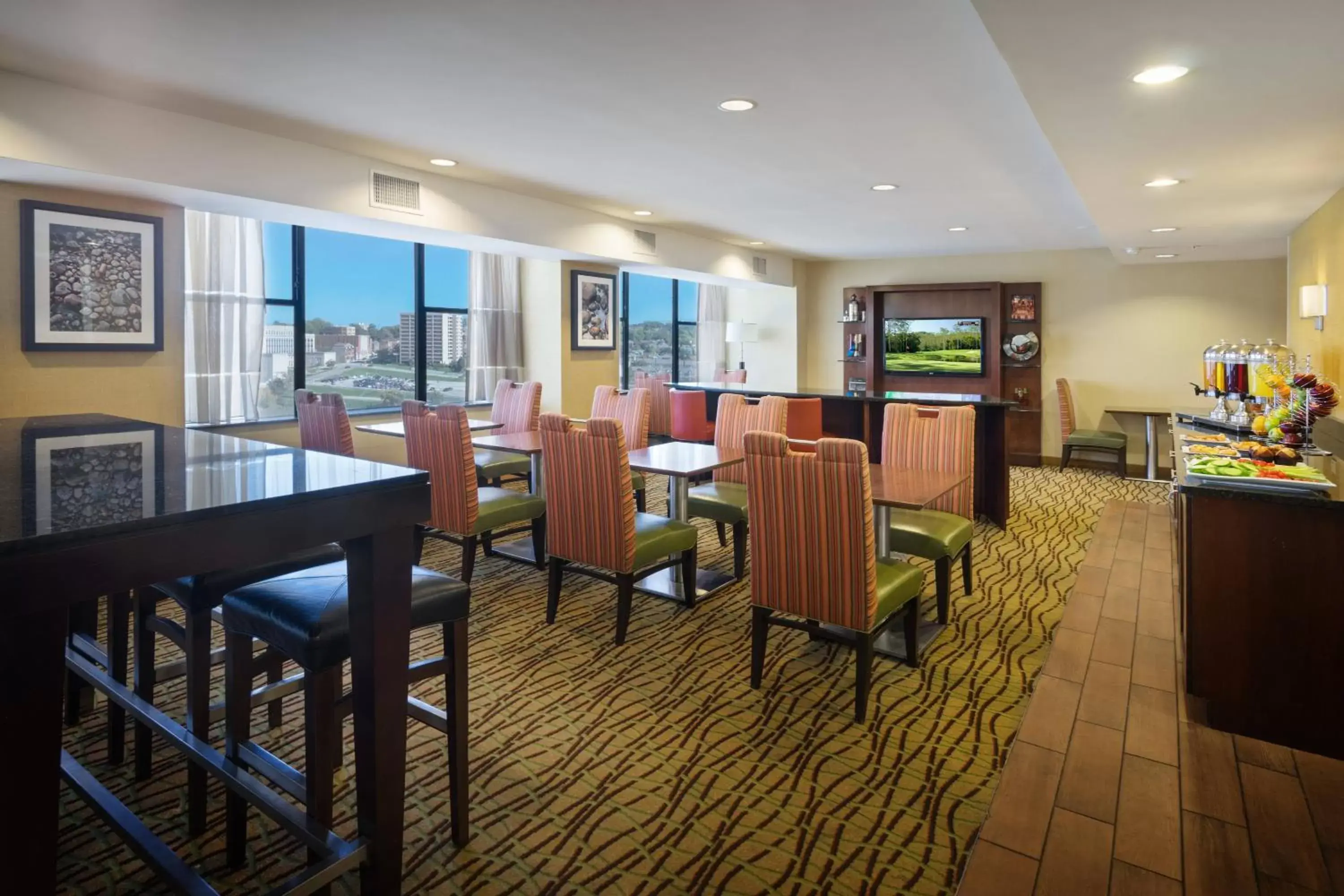 Lounge or bar, Restaurant/Places to Eat in Pittsburgh Marriott City Center