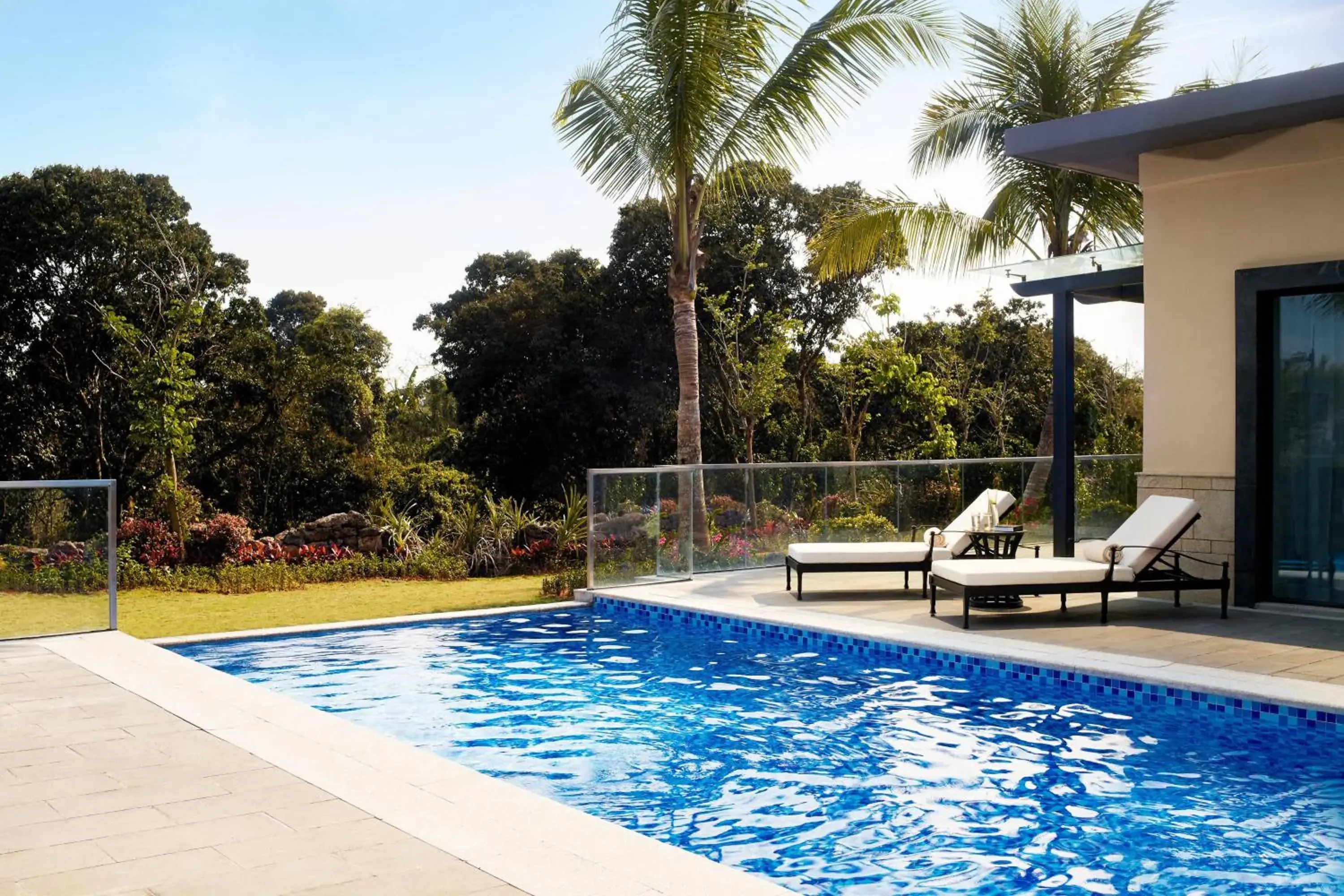 Swimming Pool in The Ritz-Carlton, Haikou