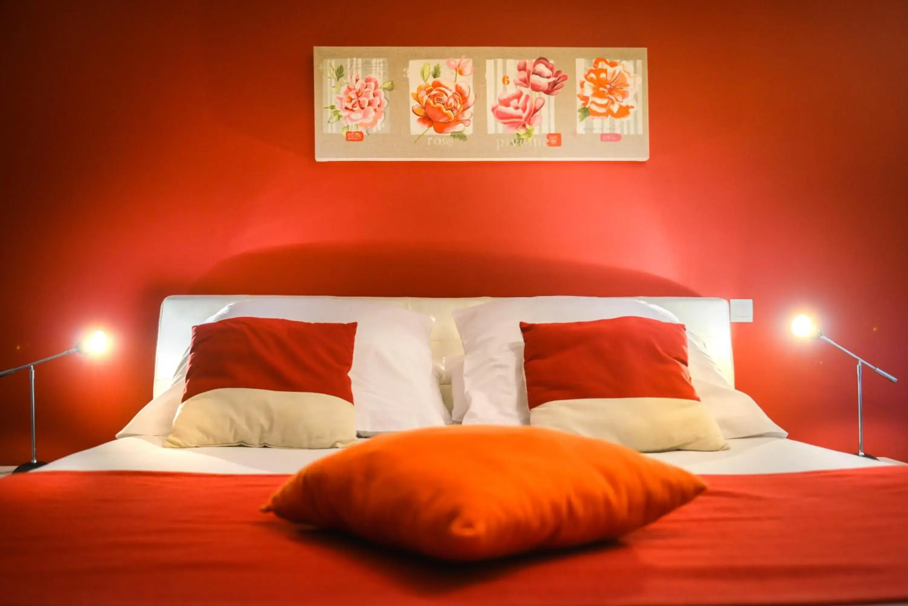 Bedroom, Bed in Logis Hôtel Restaurant Résidence