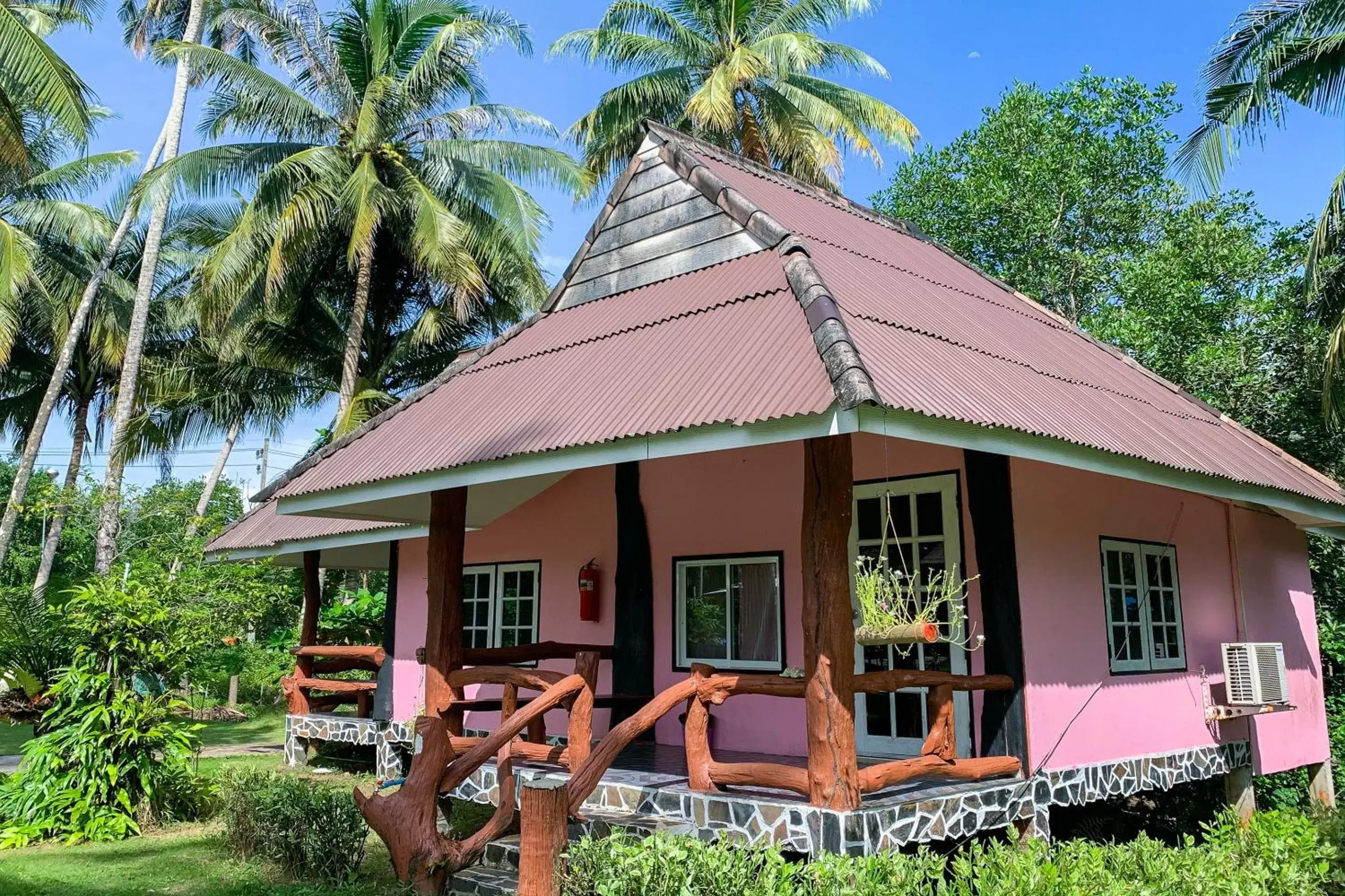 Property building in Koh Kood Far East Resort Property building in Koh Kood Far East Resort
