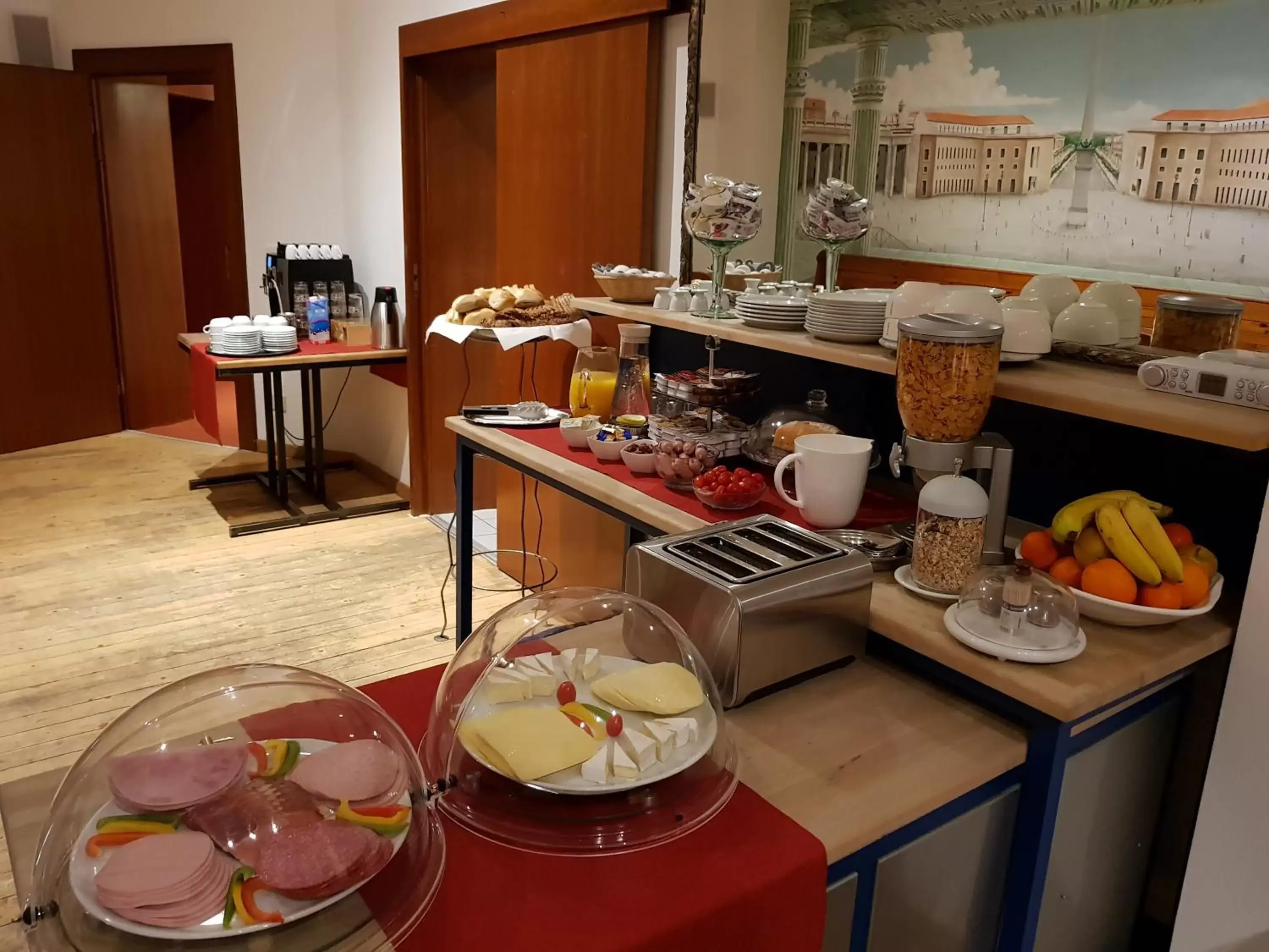 Breakfast, Food in Hotel Stern