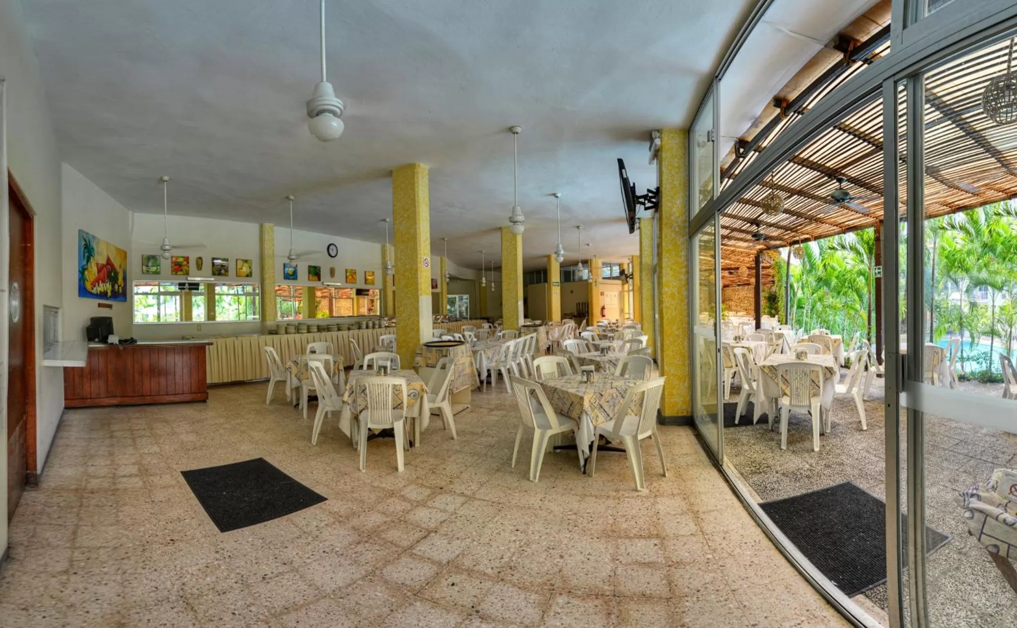 Breakfast in Alba Suites Acapulco