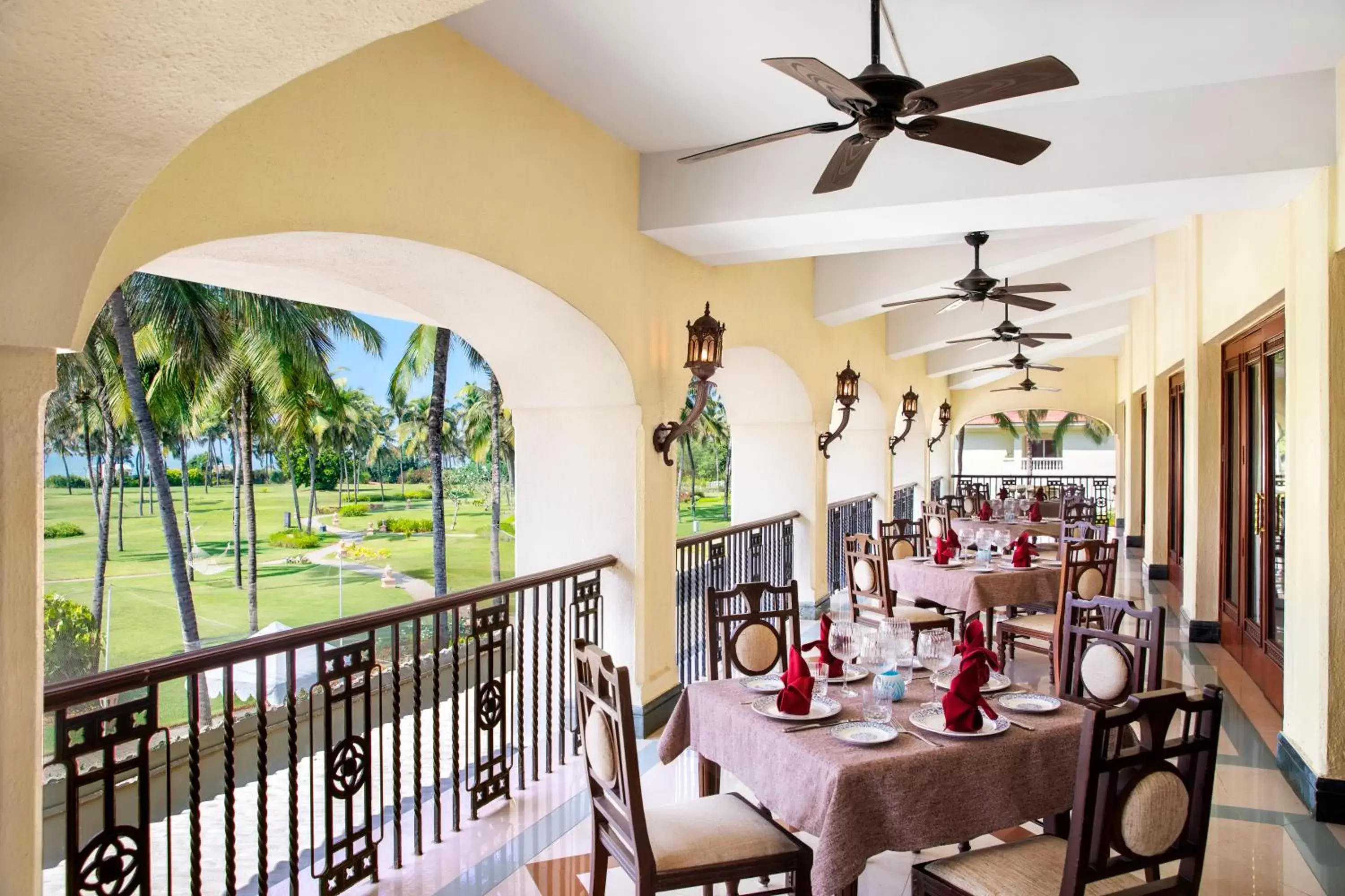 Restaurant/places to eat in Taj Exotica Resort & Spa, Goa