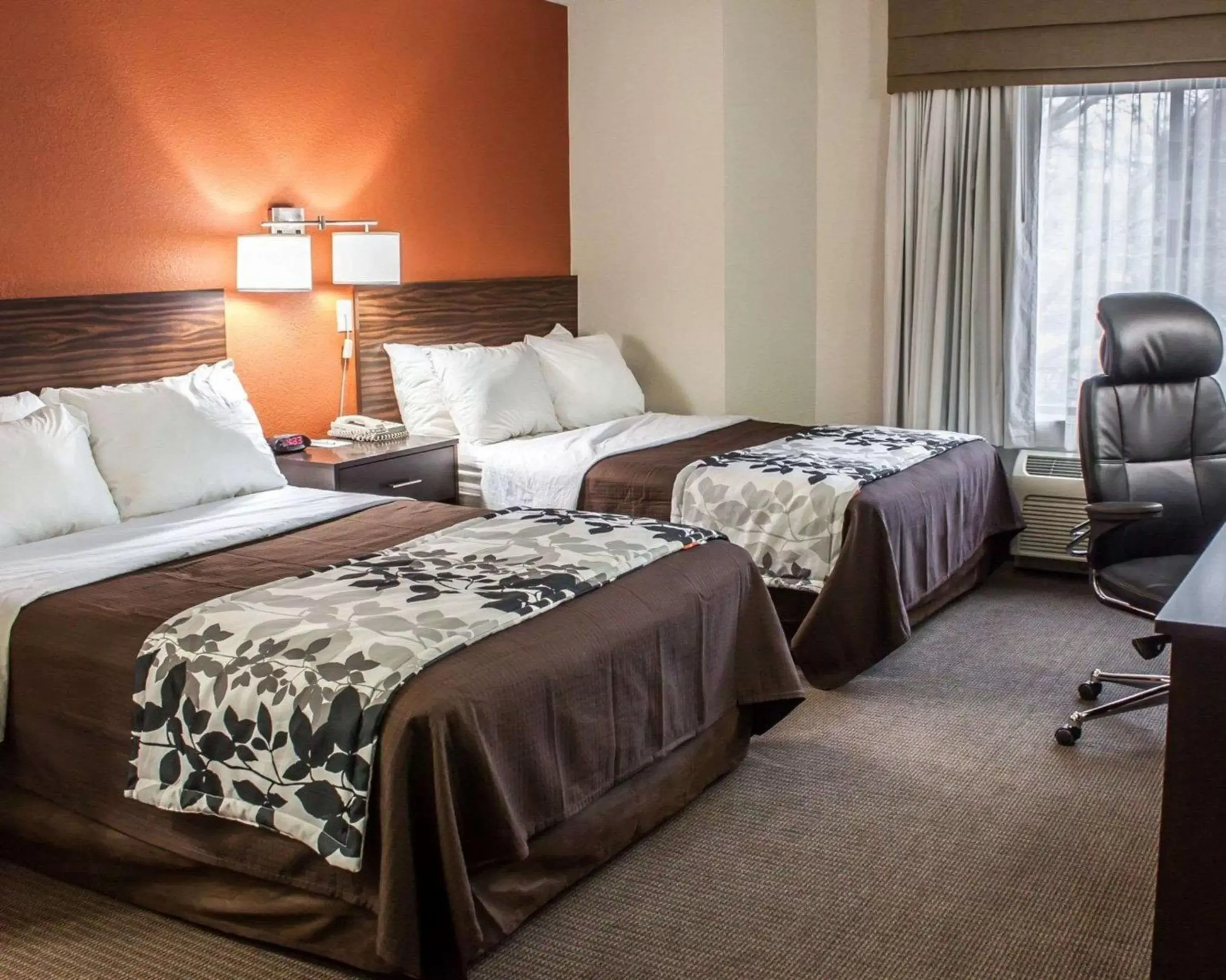 Photo of the whole room, Bed in Sleep Inn Arlington Near Six Flags