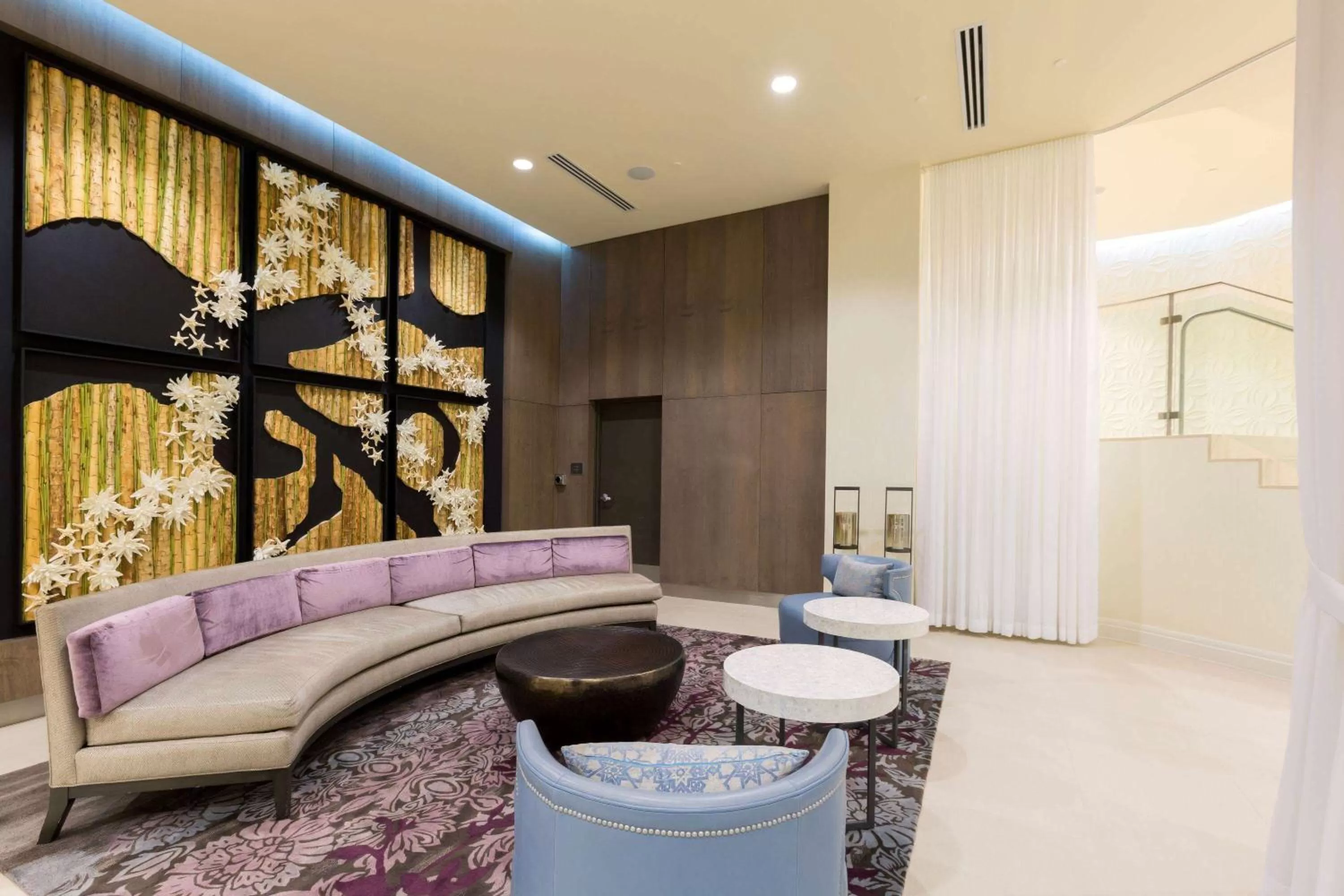 Lobby or reception in Wyndham Grand Jupiter at Harbourside Place