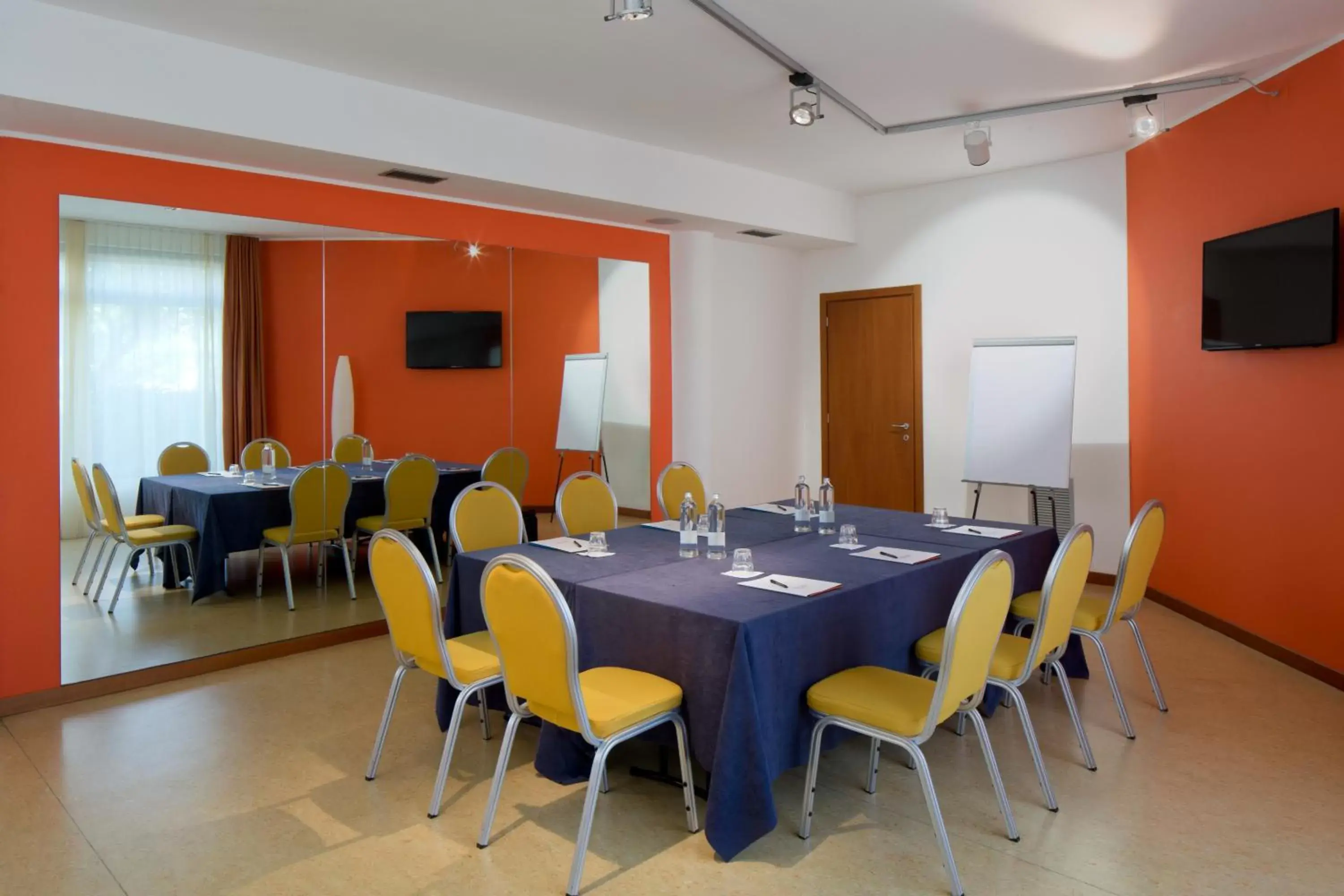 Meeting/conference room in Hotel Montemezzi