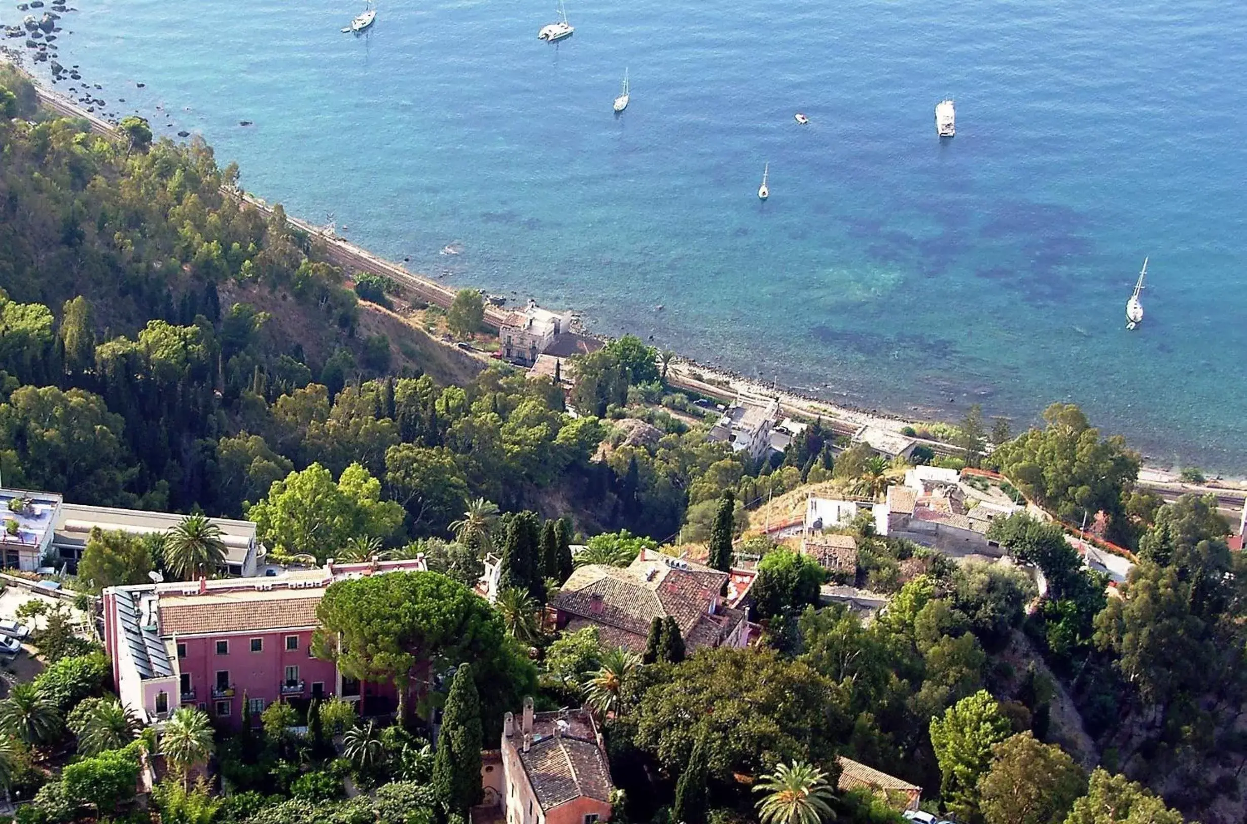 Bird's eye view, Bird's-eye View in Hotel Villa Schuler