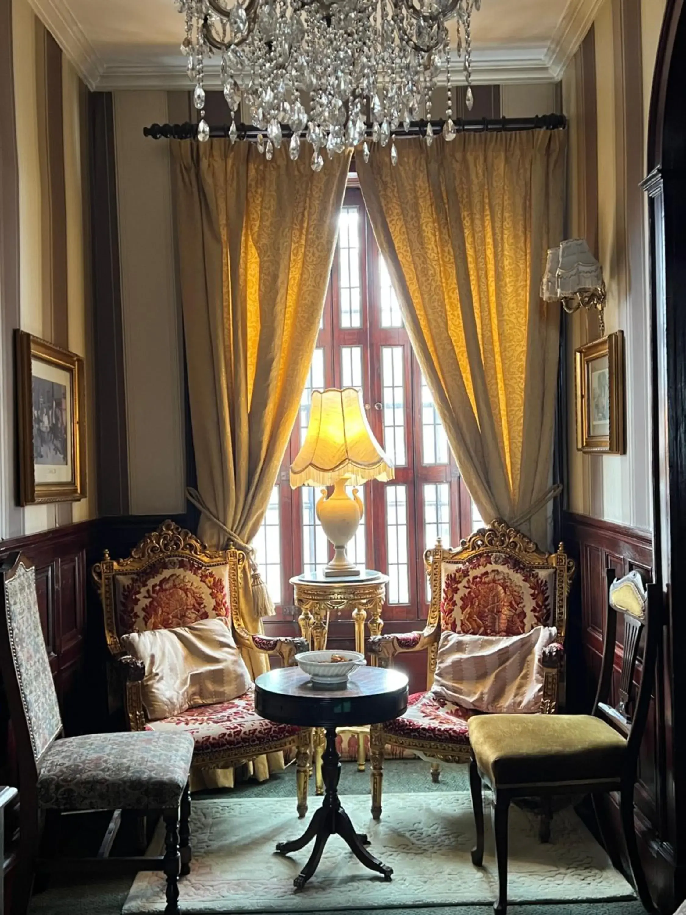 Seating Area in Georgian House Hotel