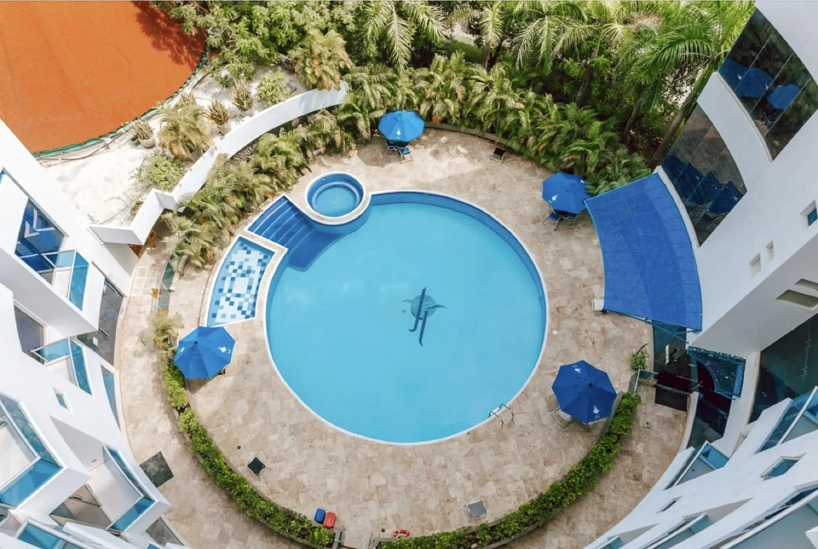 Bird's eye view, Pool View in Hotel Florida Sinú