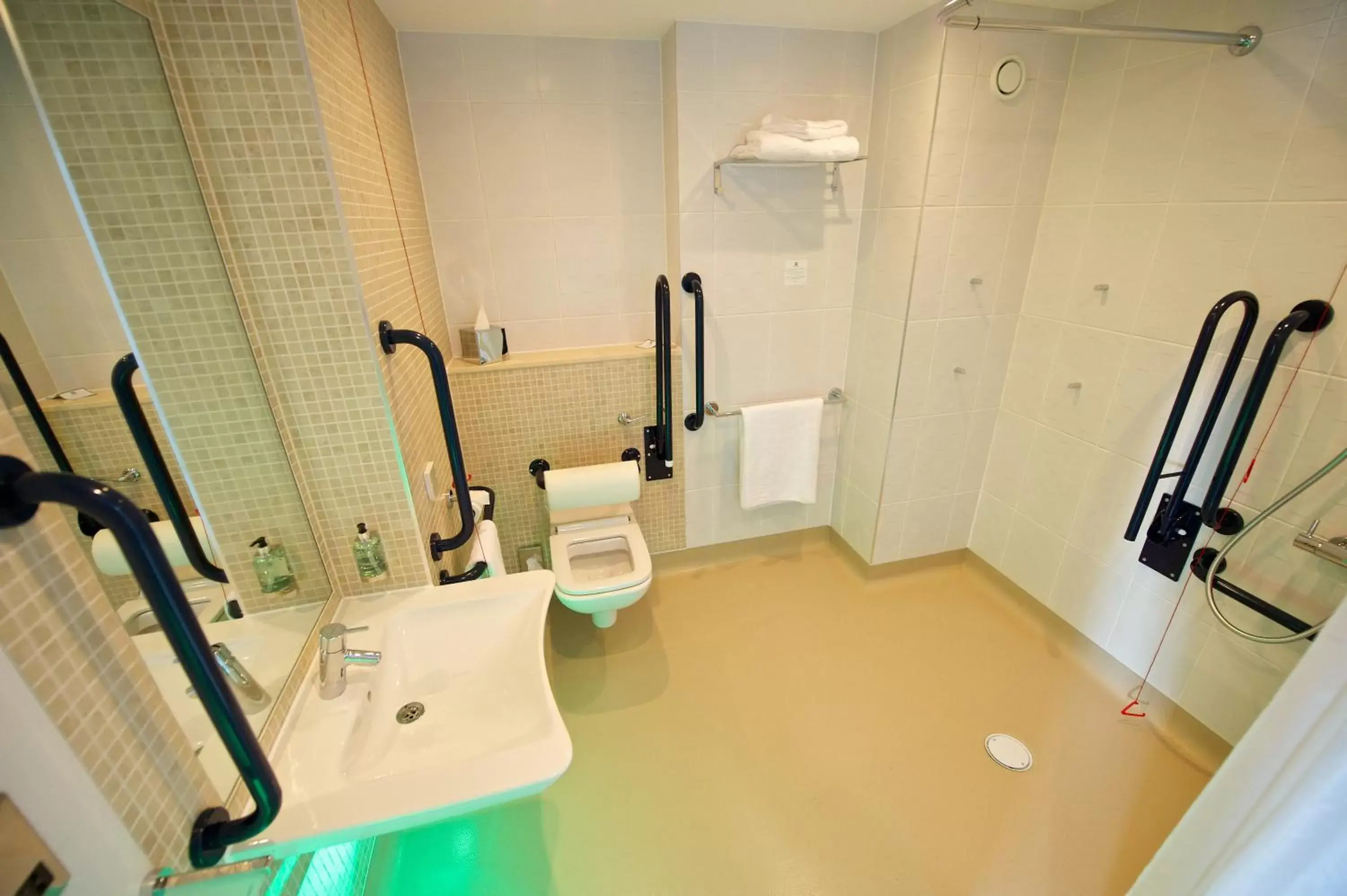 Bathroom in Holiday Inn Southend, an IHG Hotel
