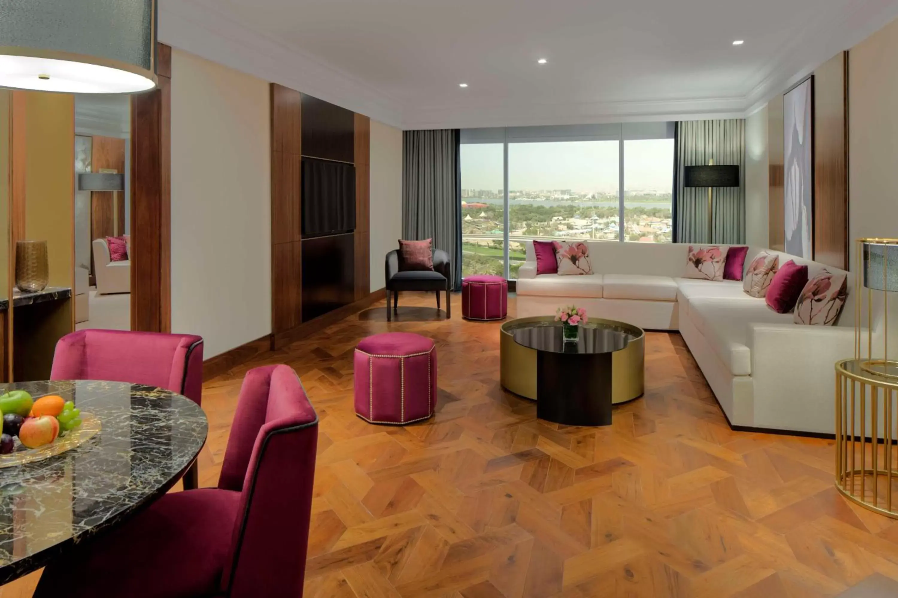 Bedroom, Seating Area in Grand Hyatt Dubai