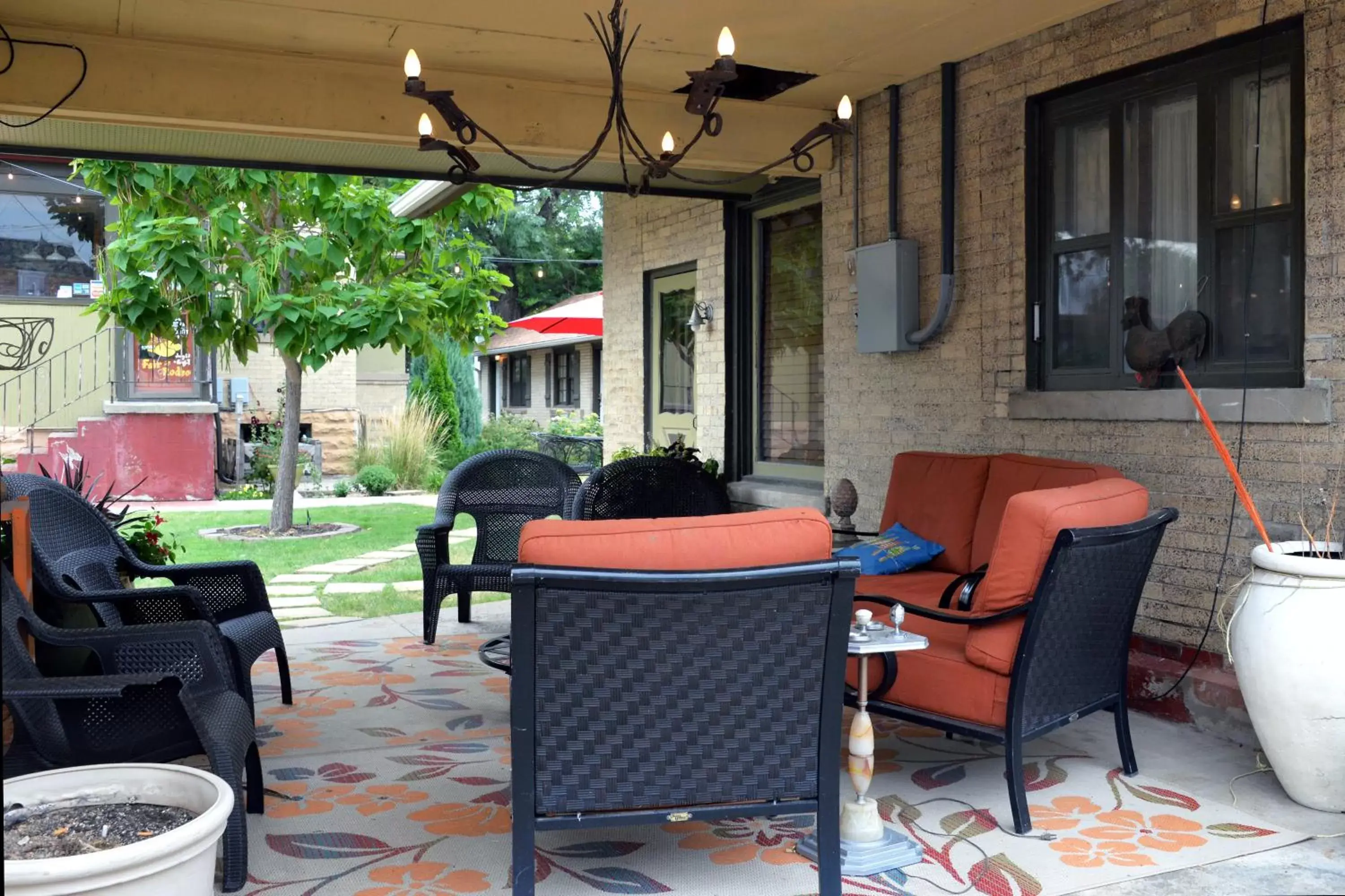 Patio in The Crest Motel